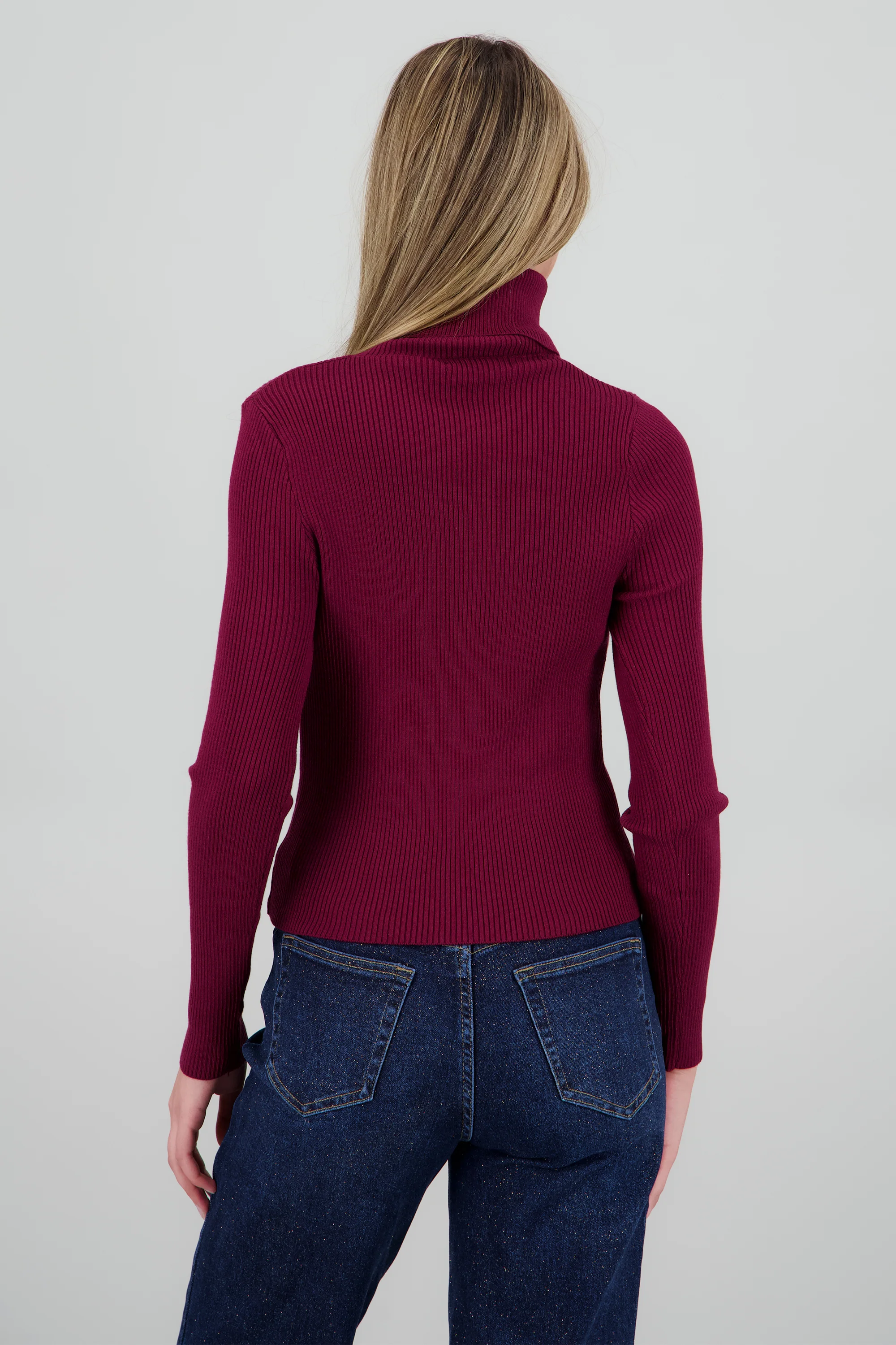 Sueter acanalado con cuello alto - Image 4