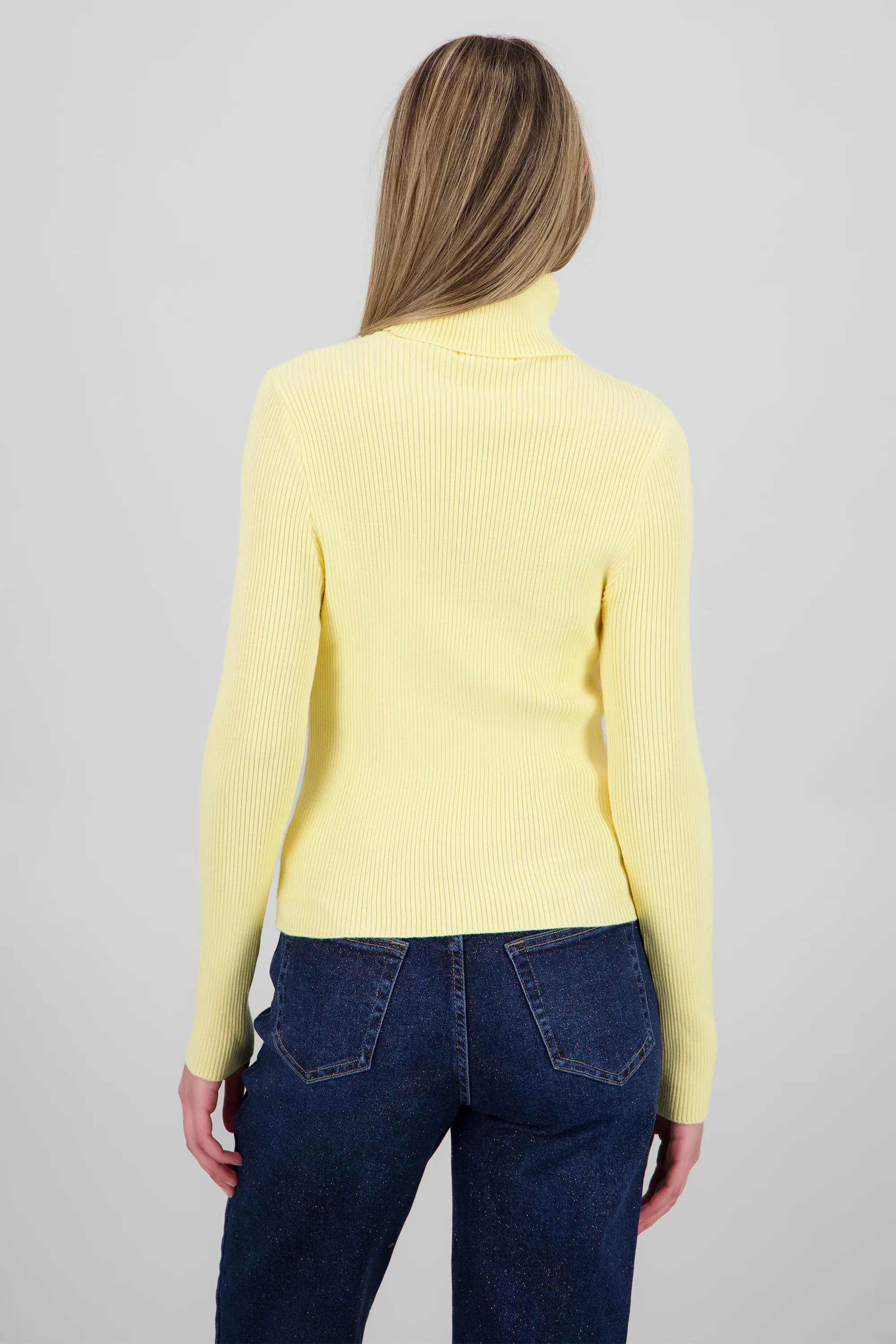Sueter acanalado con cuello alto - Image 4