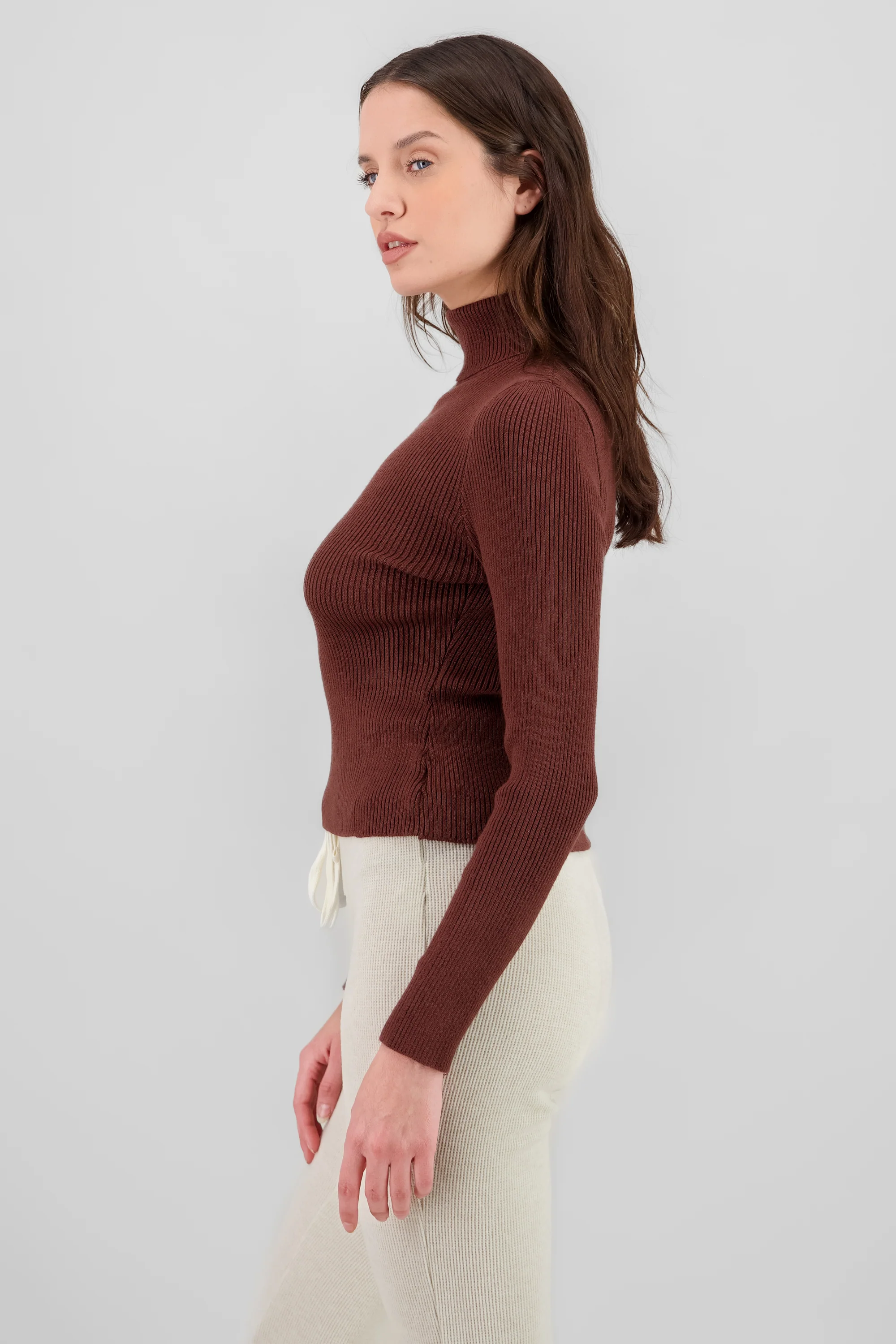 Sueter acanalado de cuello alto liso - Image 3