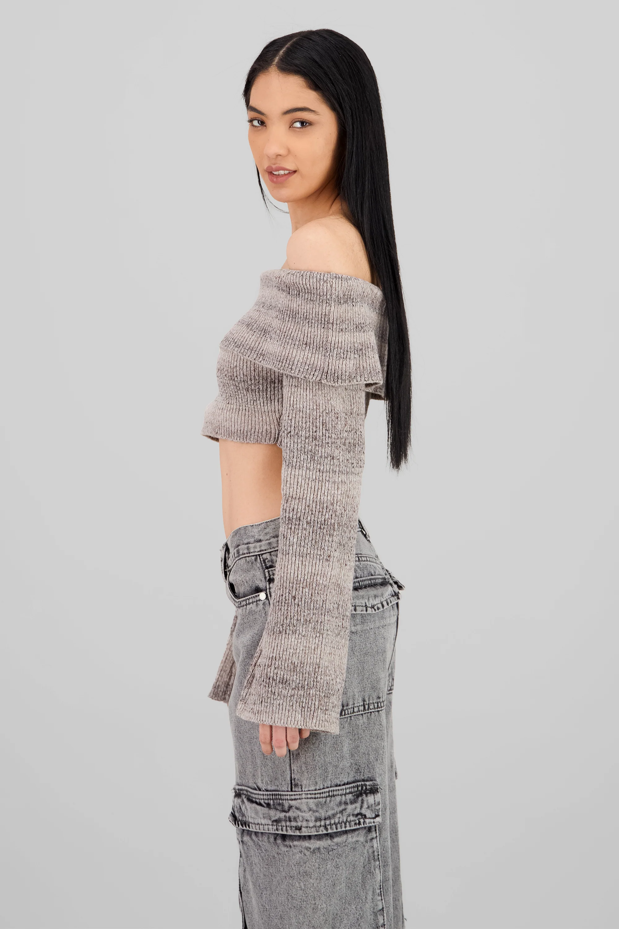 Sueter corto sin hombro - Image 3