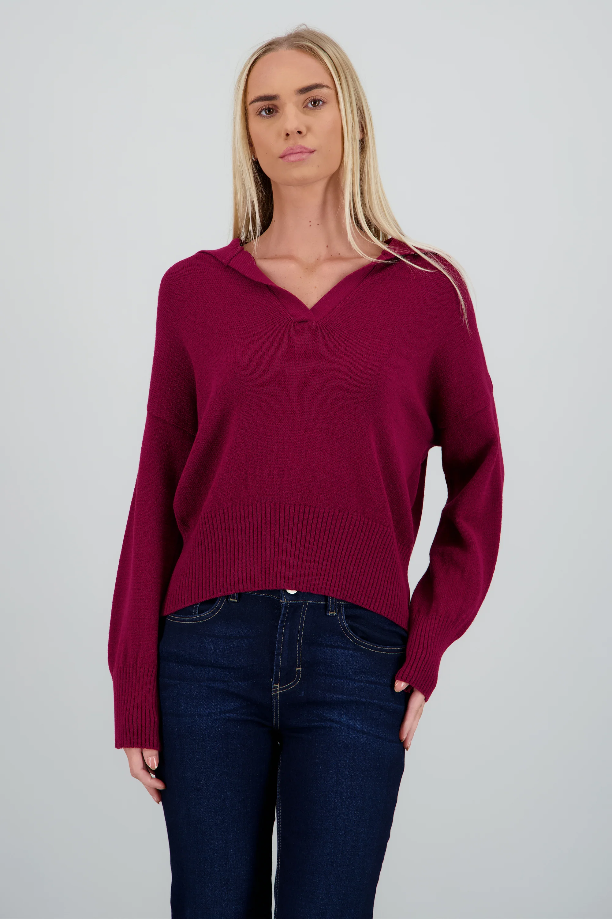 Sueter cuello polo liso