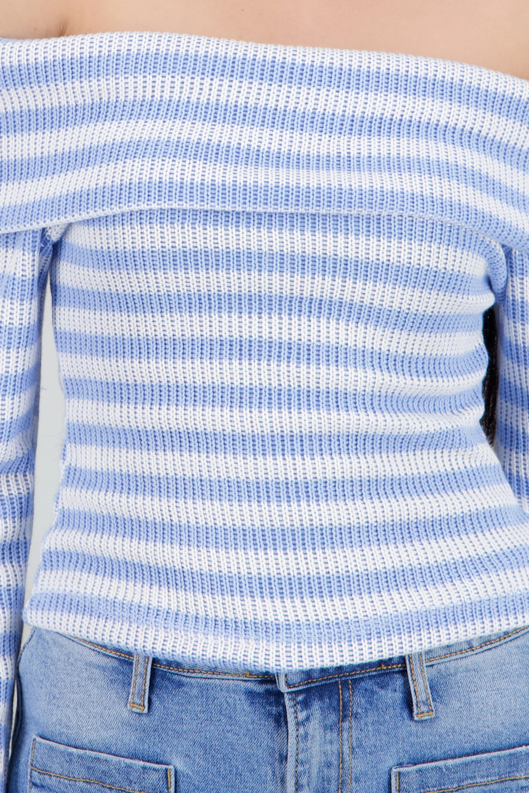Sueter off shoulder rayas - Image 5