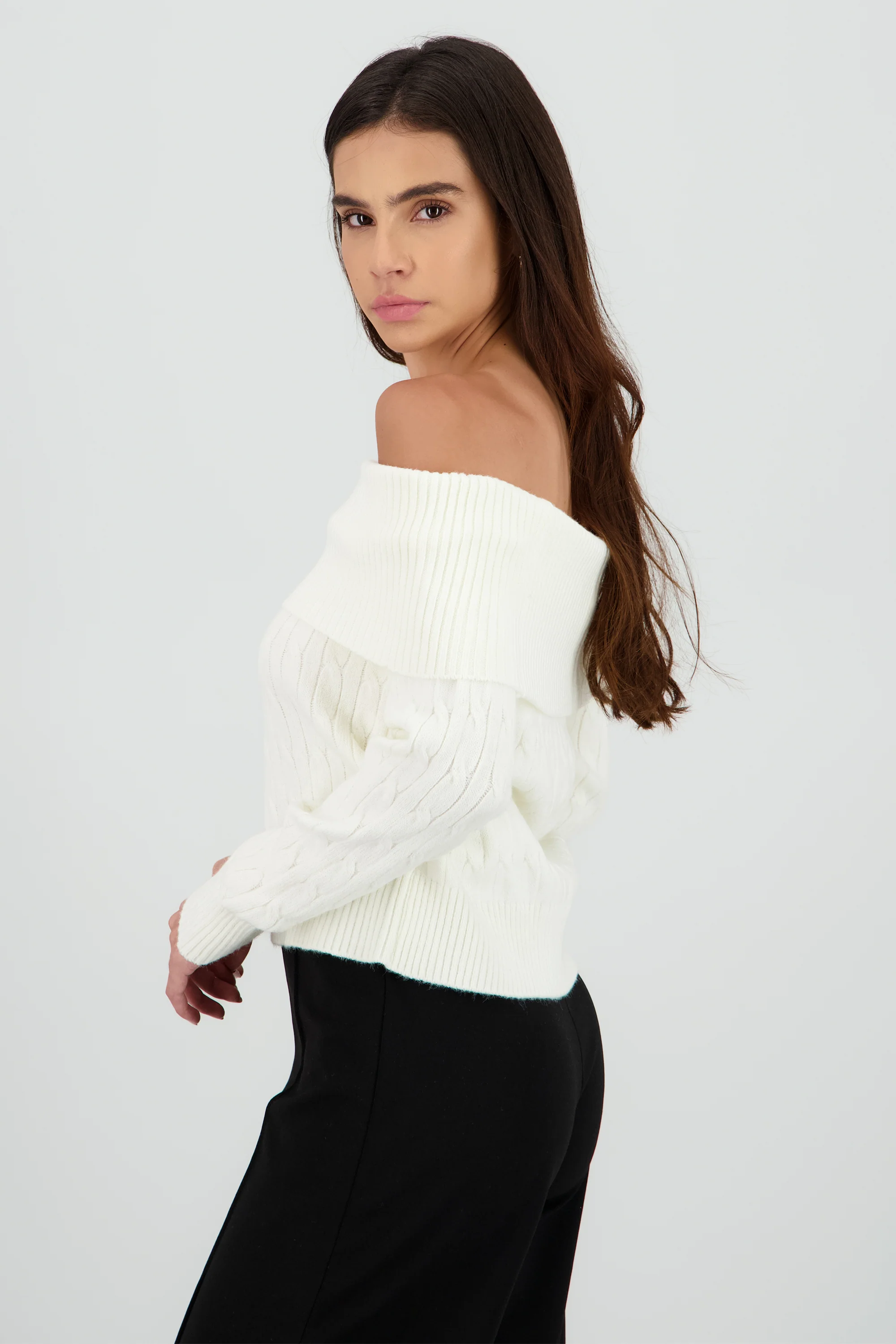 Sueter off shulder tejido trenzado - Image 3