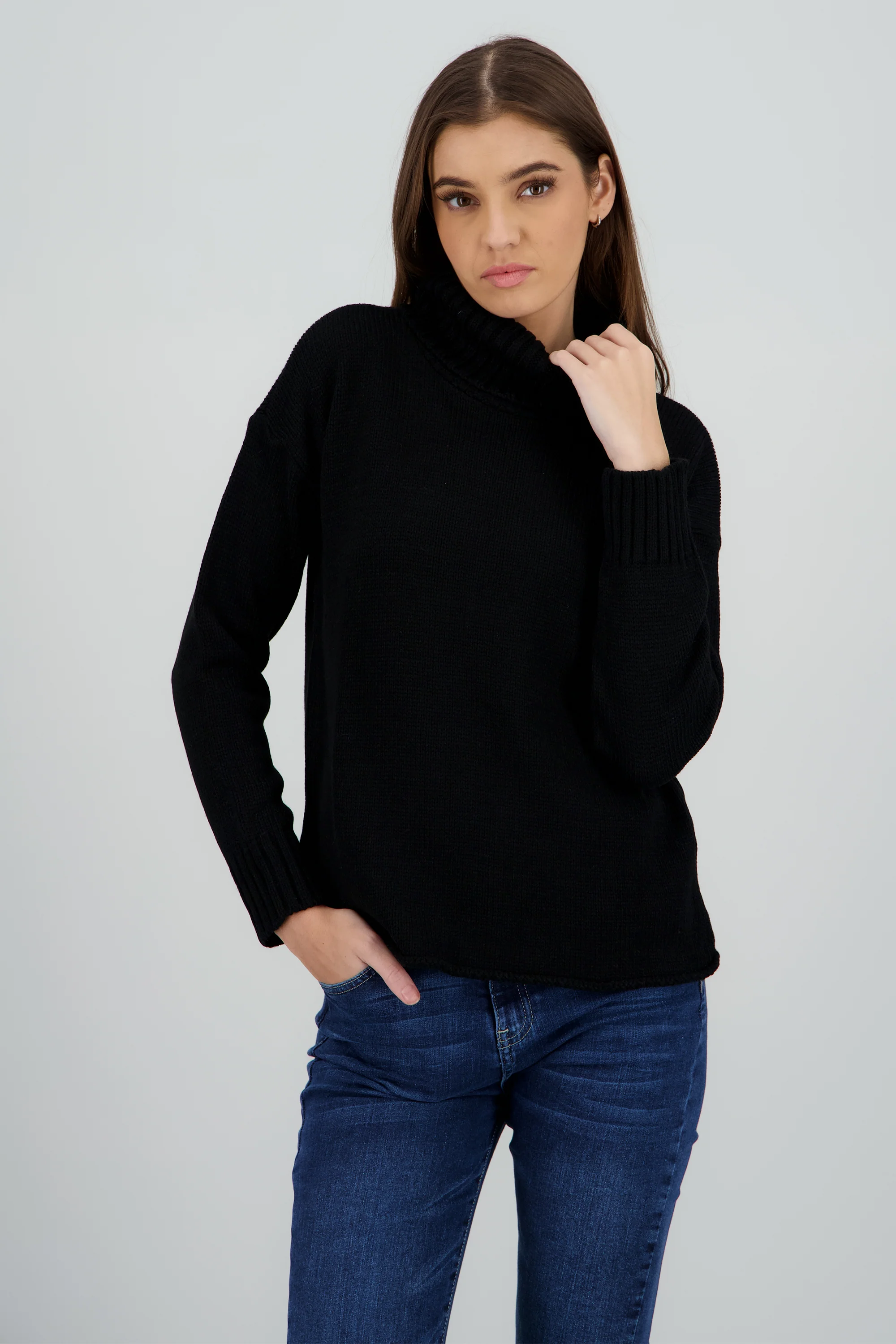 Sueter tejido cuello alto - Image 2