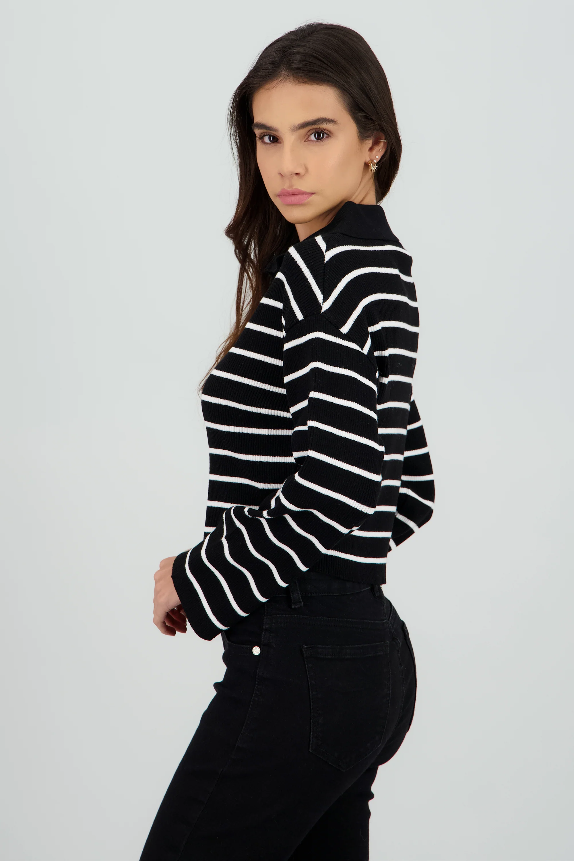 Sueter tejido cuello polo rayas - Image 3