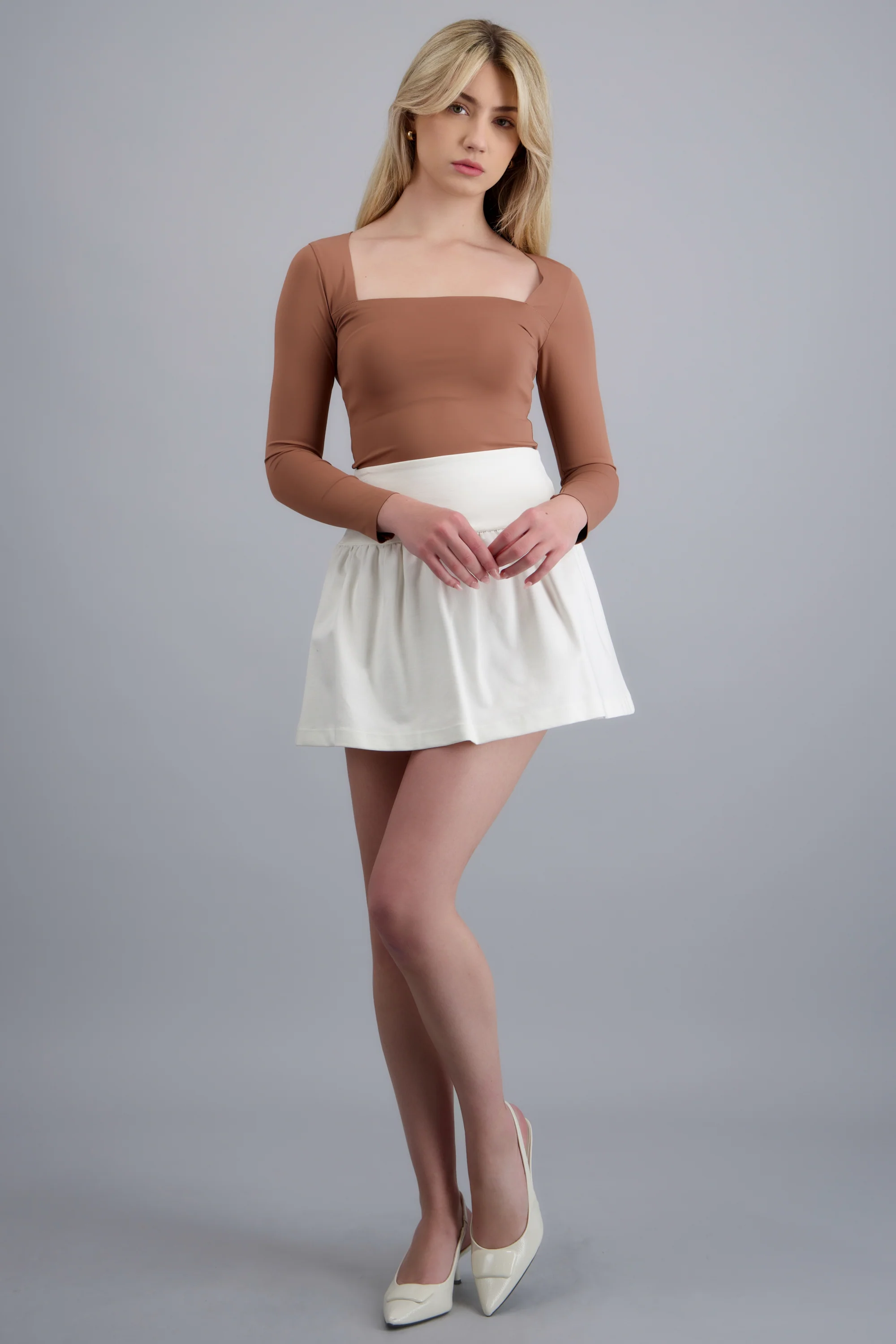 Tacon pointy slingback aplicacion cuadro - Image 5
