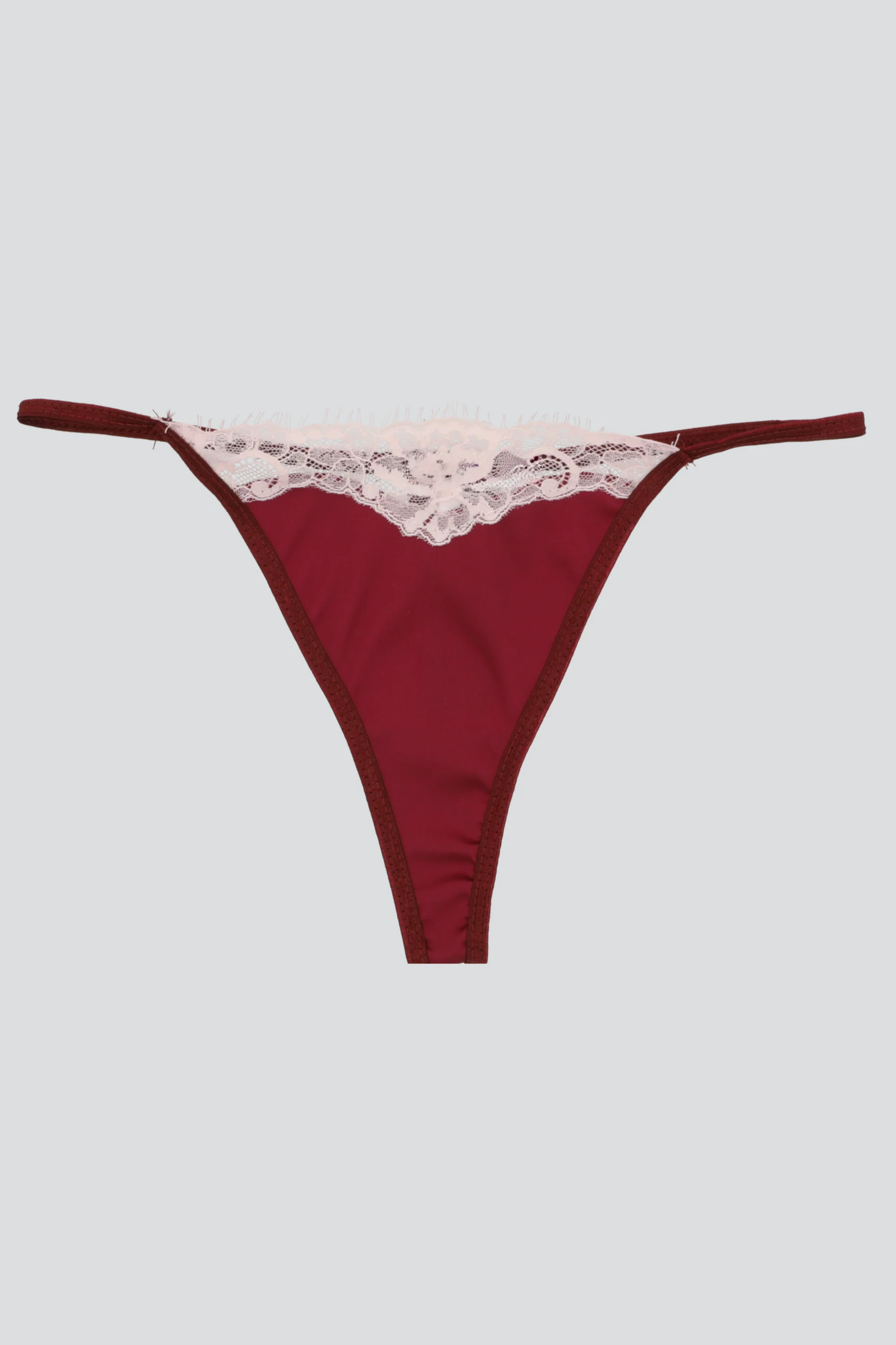 Tanga satin detalle encaje