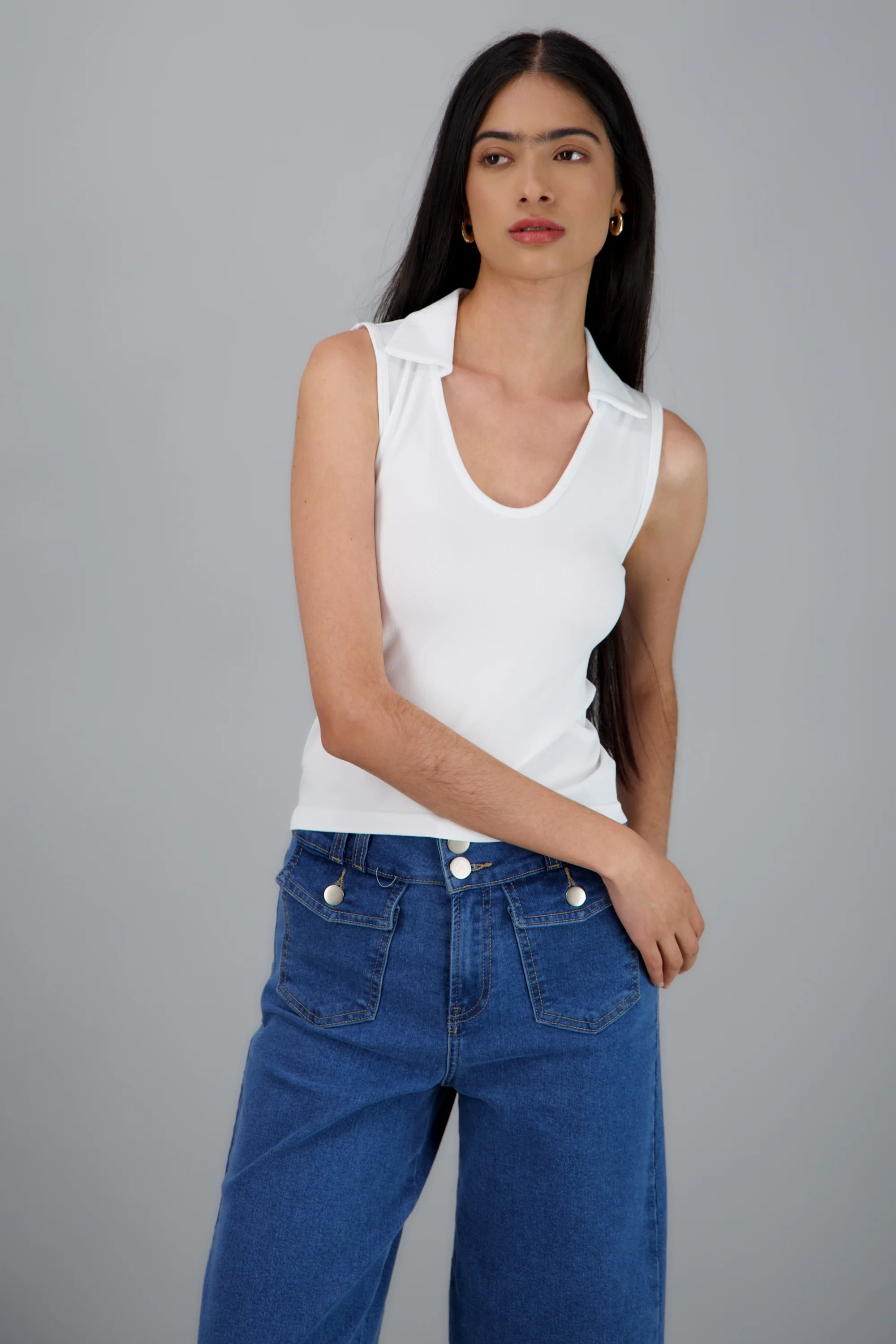 tank top escote v básico liso - Image 2