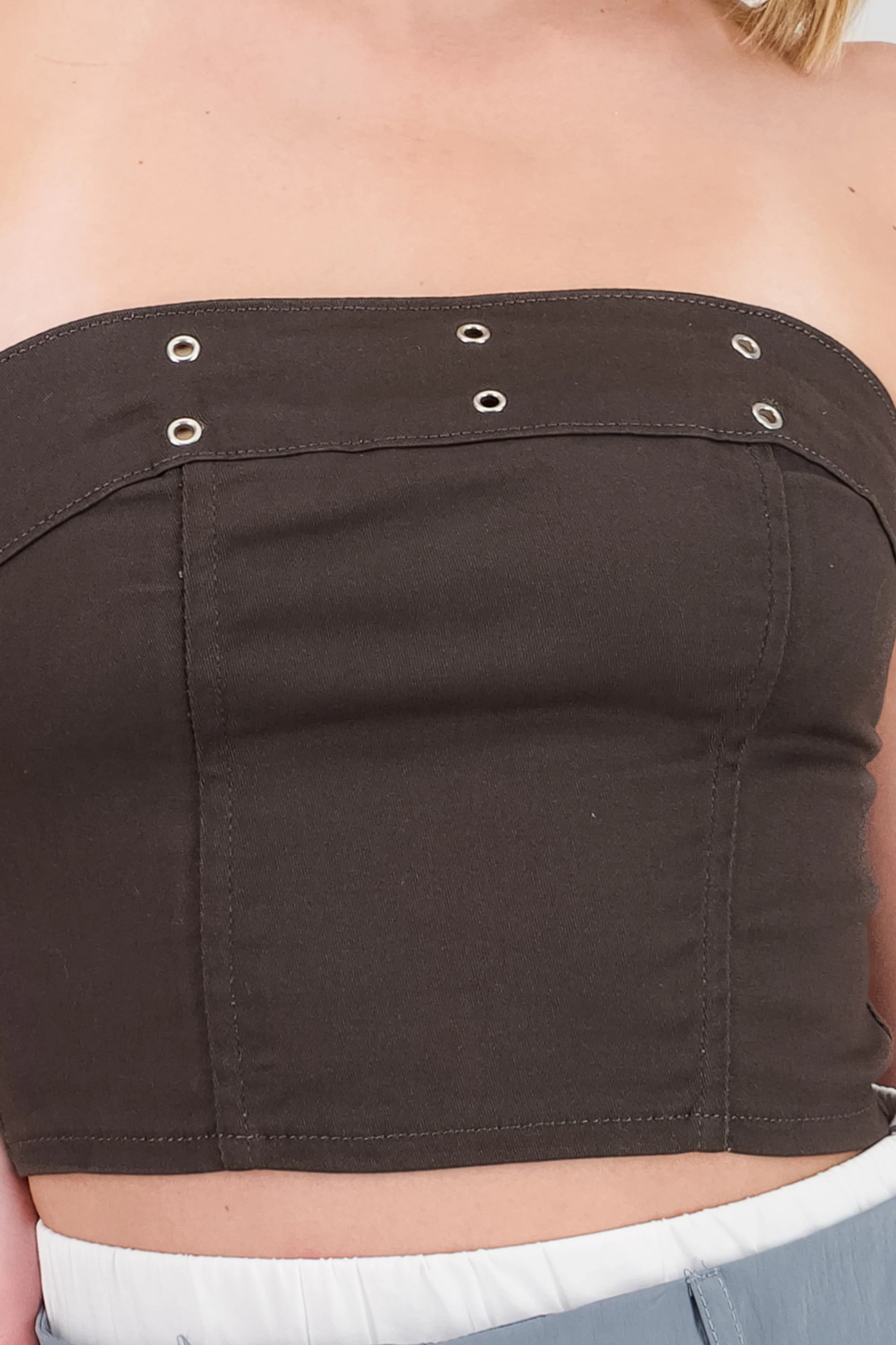 Top bandeau detalle eyelet - Image 5