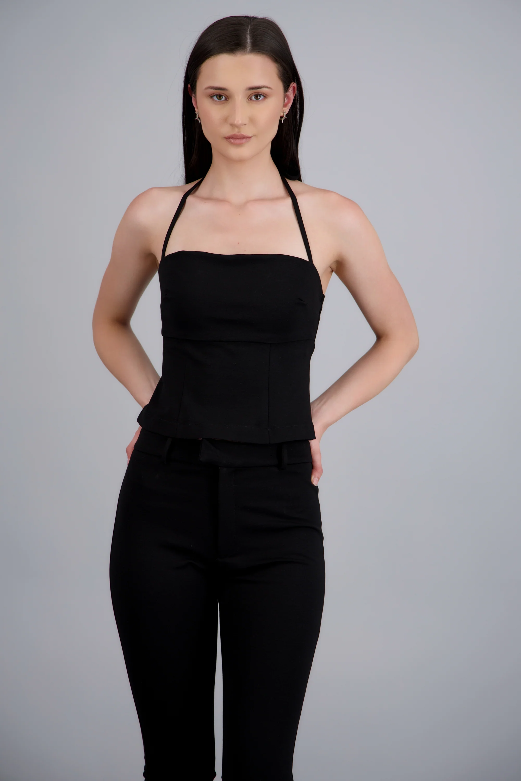 Top con cortes halter amarre - Image 3