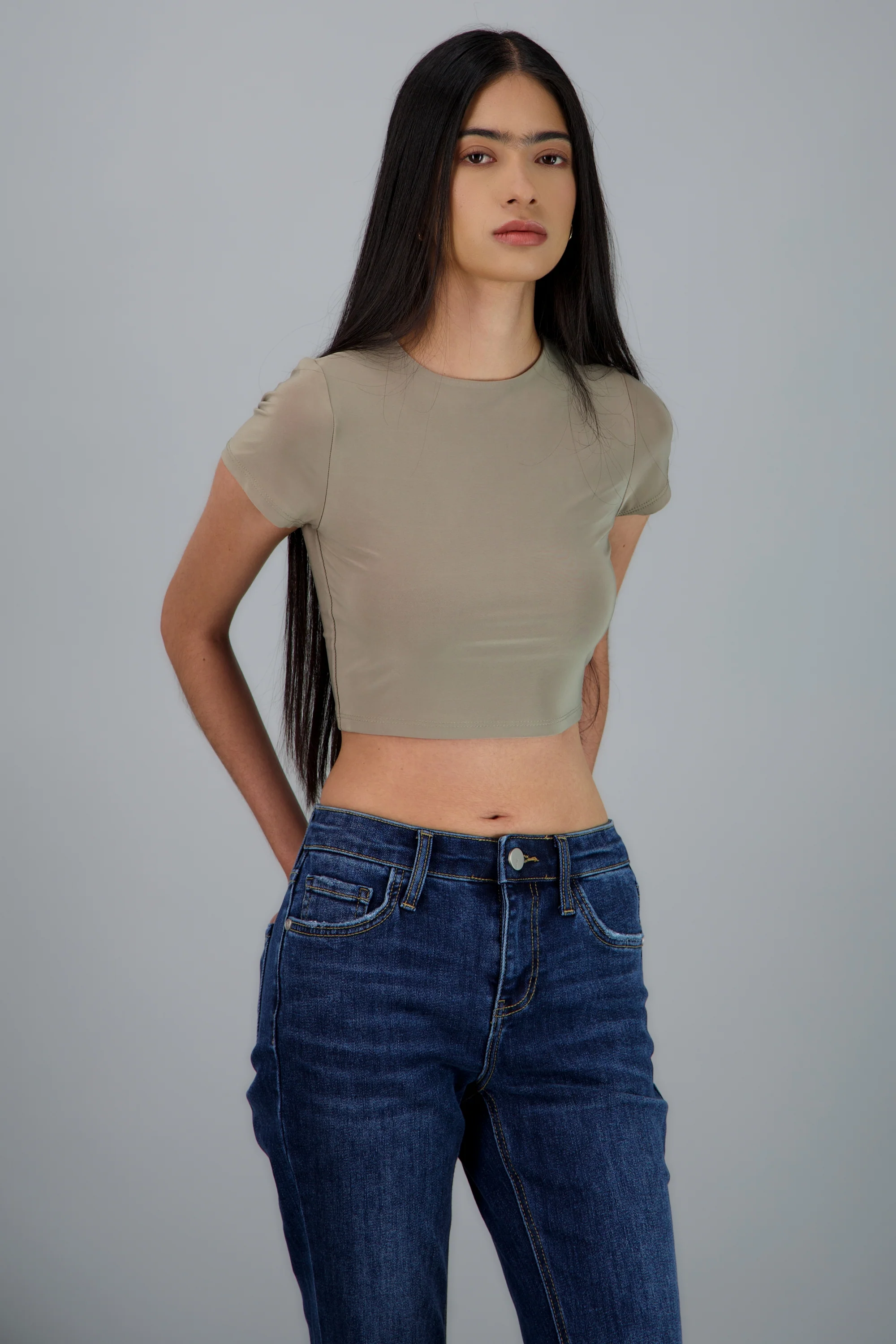Top crop doble tela manga corta - Image 2