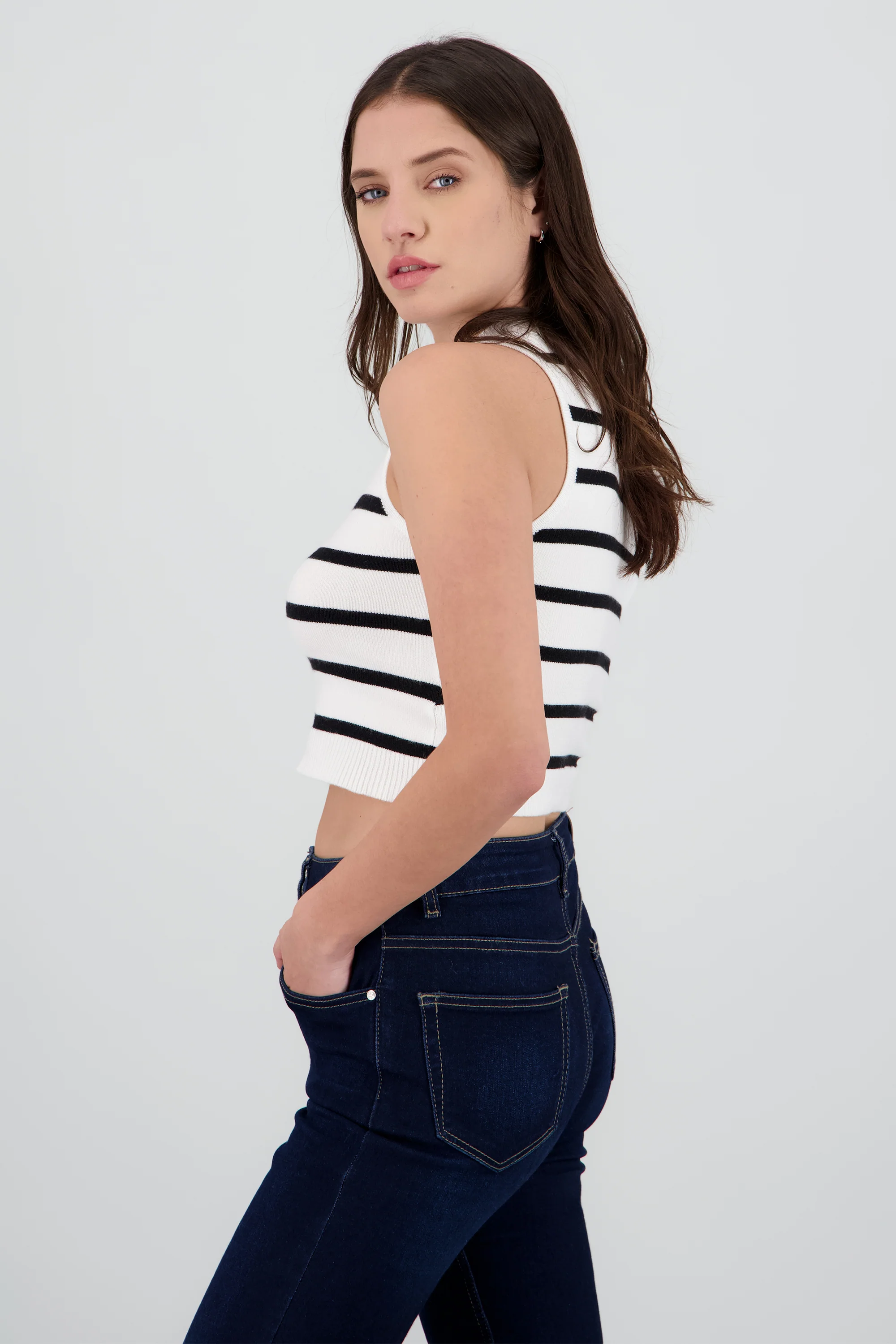 Top crop rayas cuello alto - Image 3