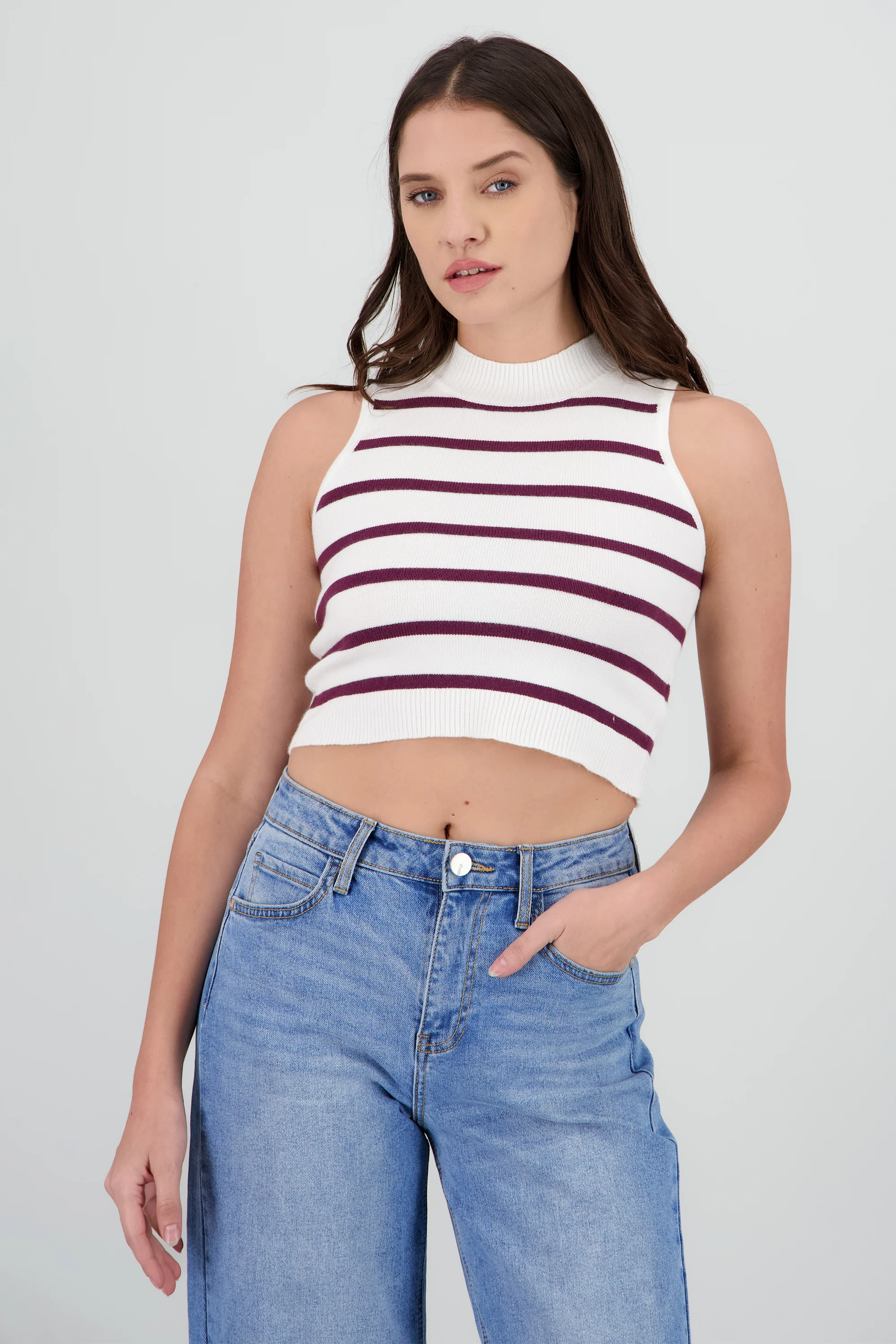 Top crop rayas cuello alto - Image 2