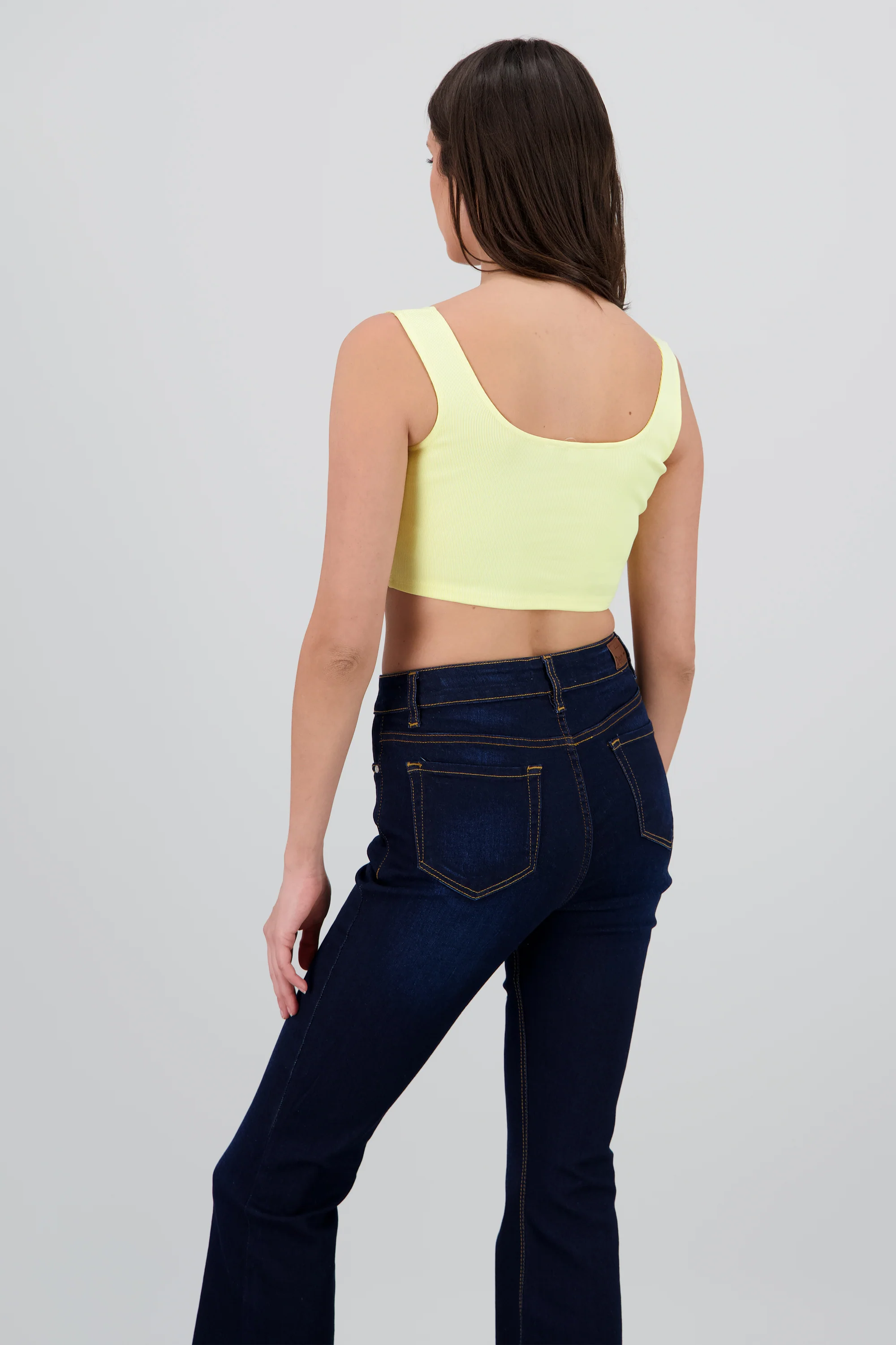Top crop tirantes escote cuadrado - Image 4