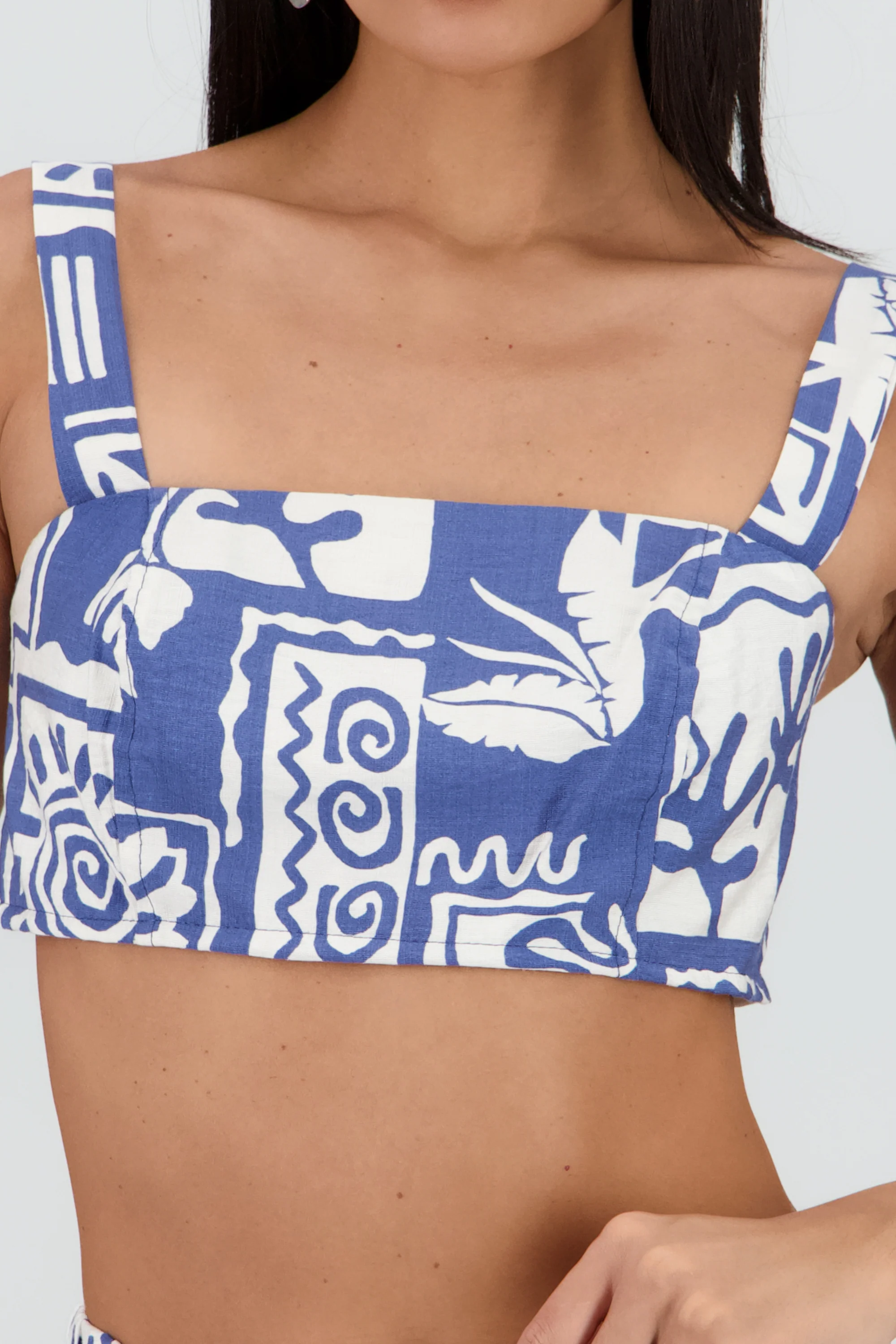 Top crop tirantes estampado tropical - Image 5