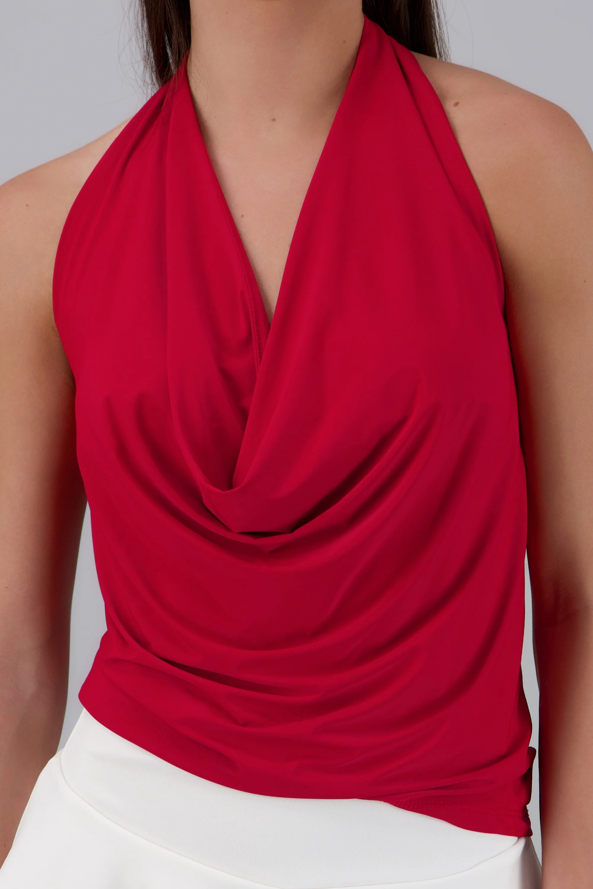 Top cuello cascada halter - Image 5