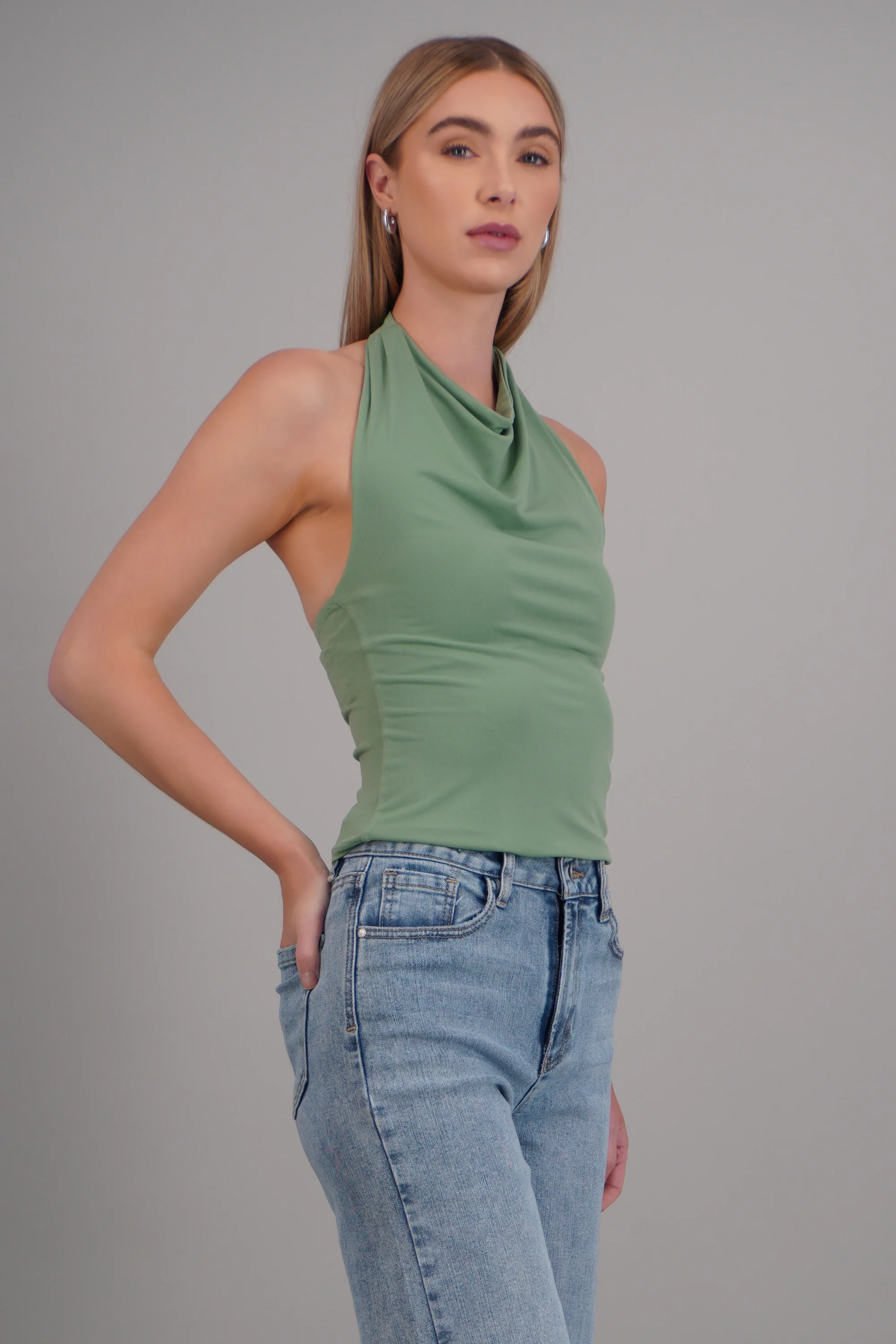 TOP CUELLO CASCADA HALTER - Image 2