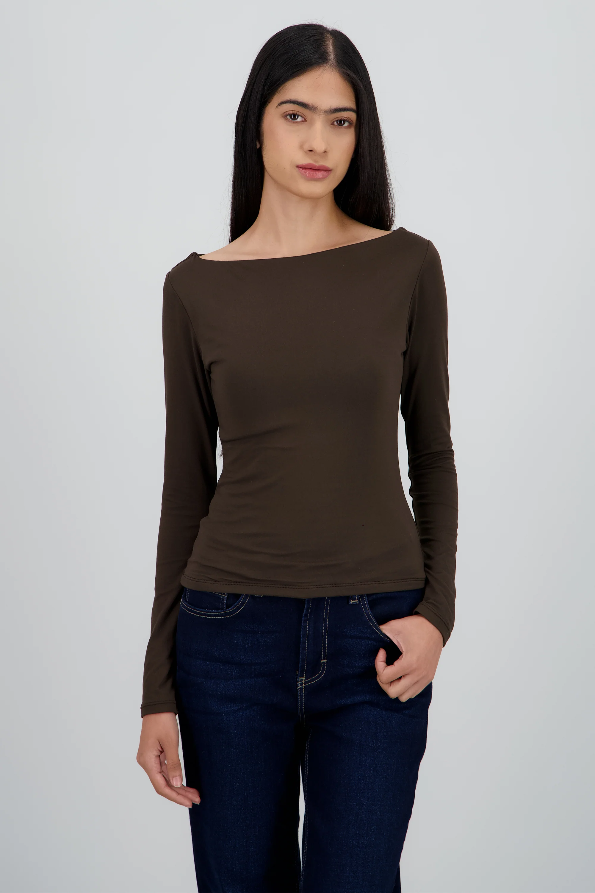 Top cuello recto manga larga - Image 2