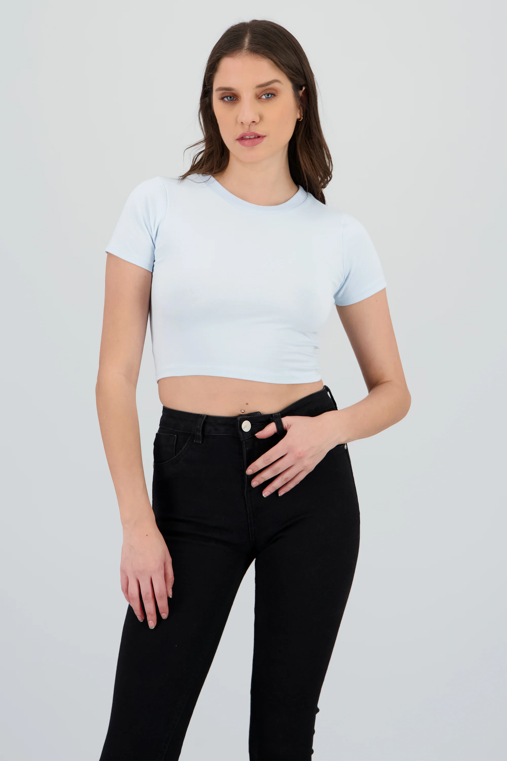 Top de manga corta con cuello redondo