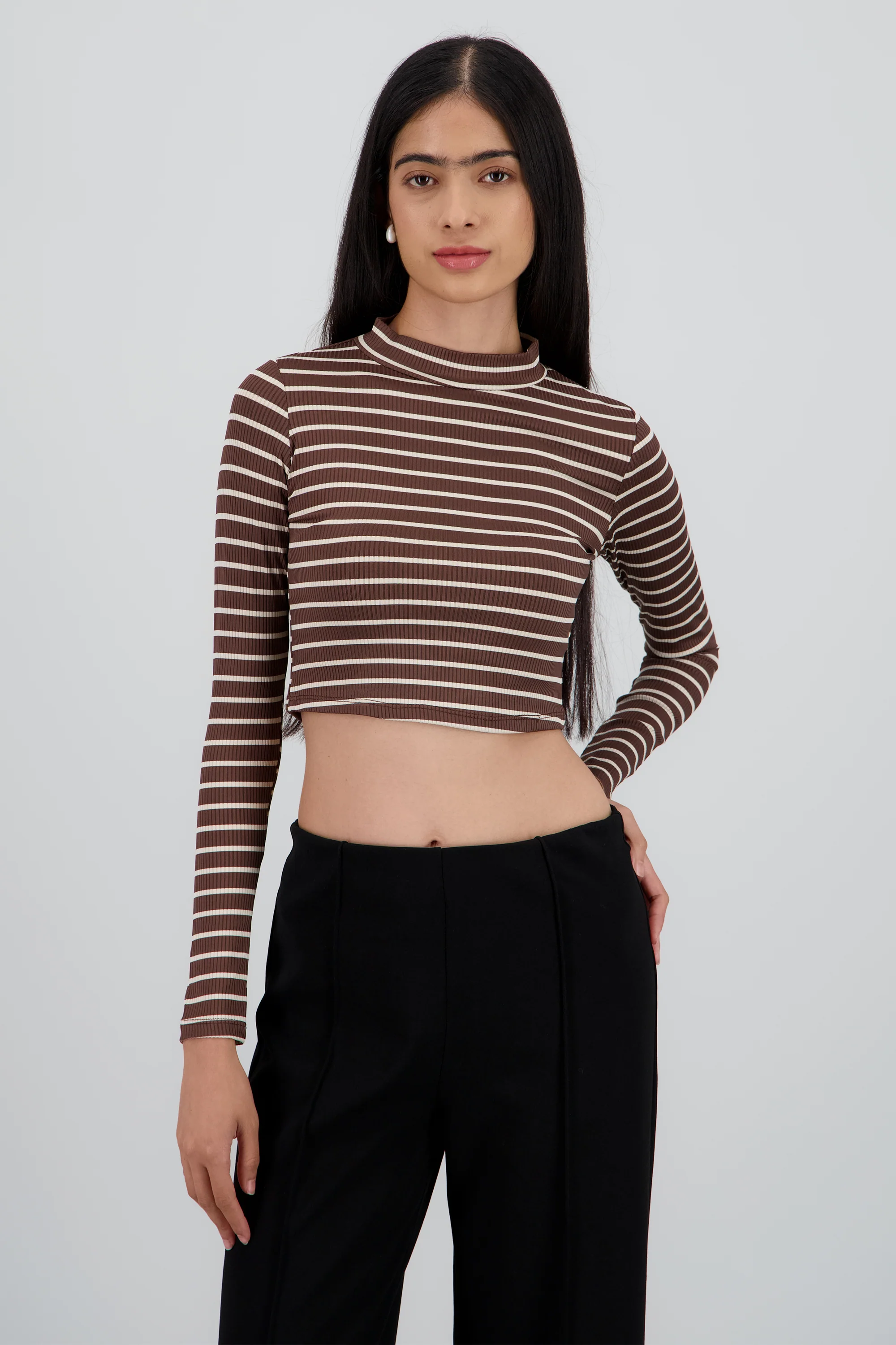 Top de rayas manga larga cuello alto