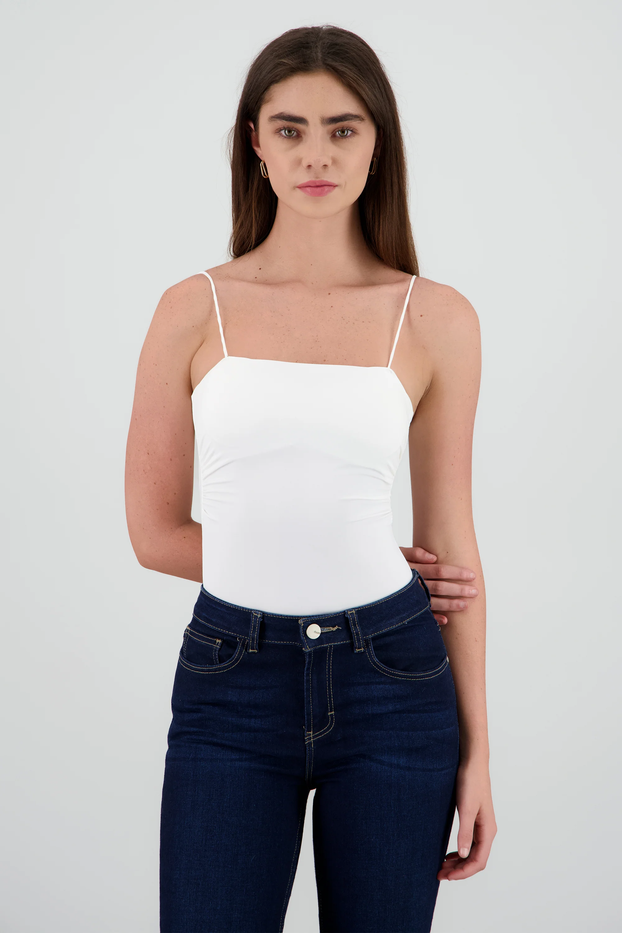 Top de tirantes con copas liso - Image 2