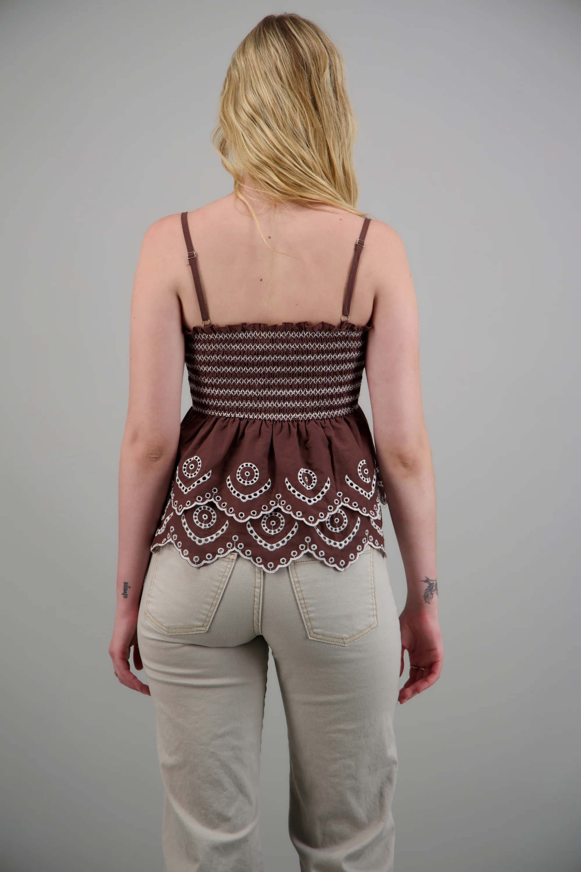 Top detalle mock eyelet - Image 4
