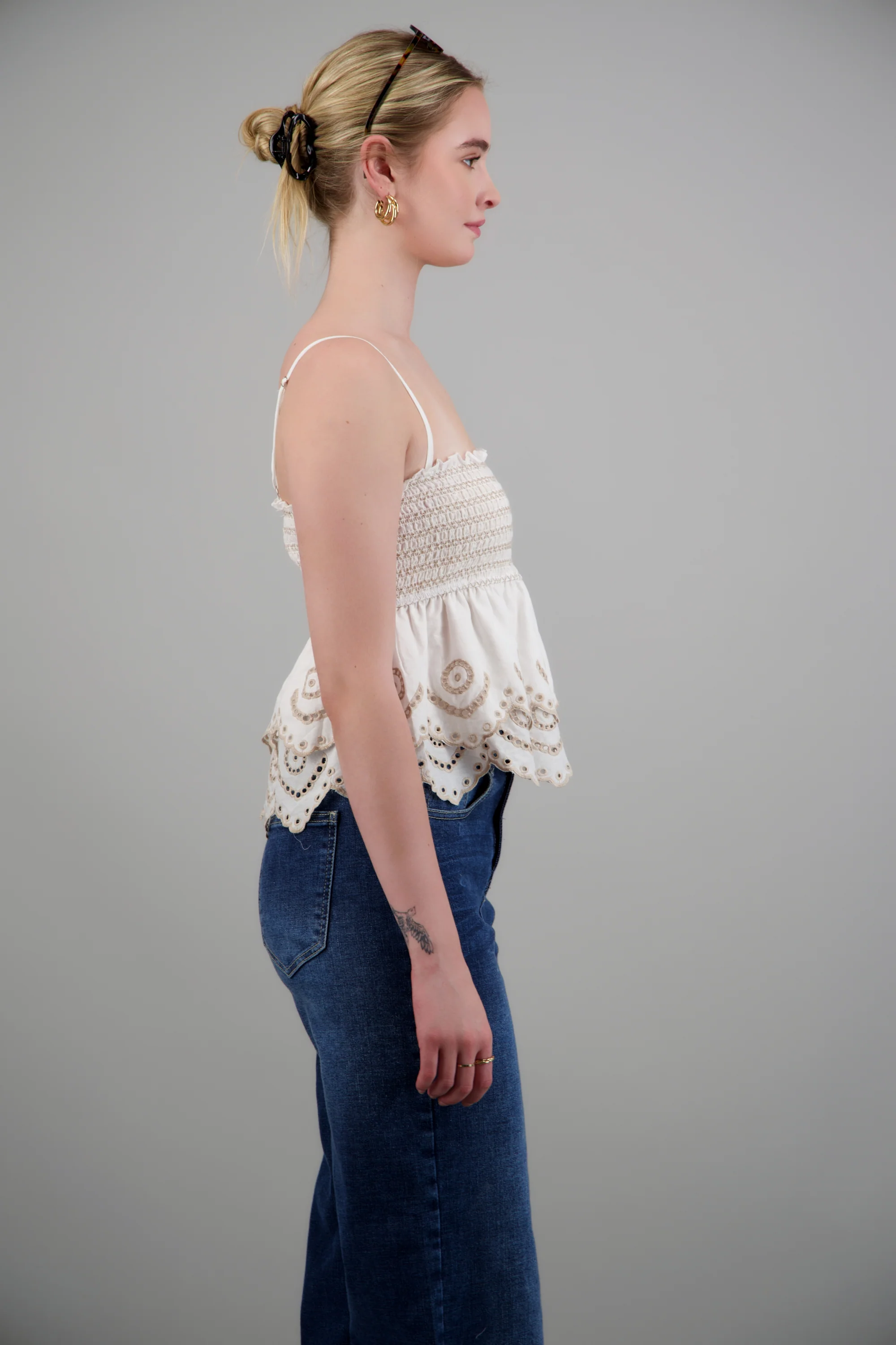 Top detalle mock eyelet - Image 3