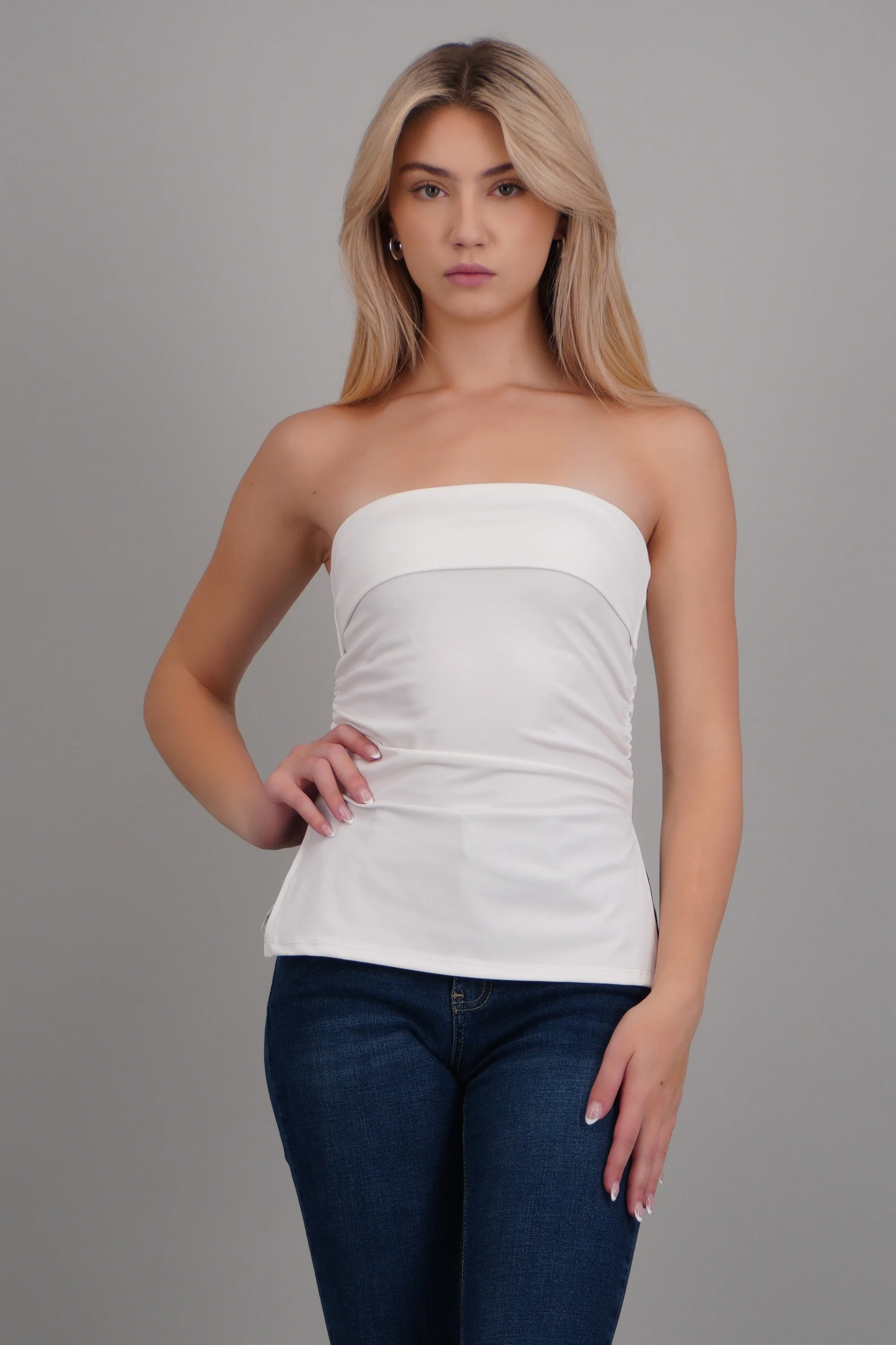 Top drapeado con aberturas - Image 2