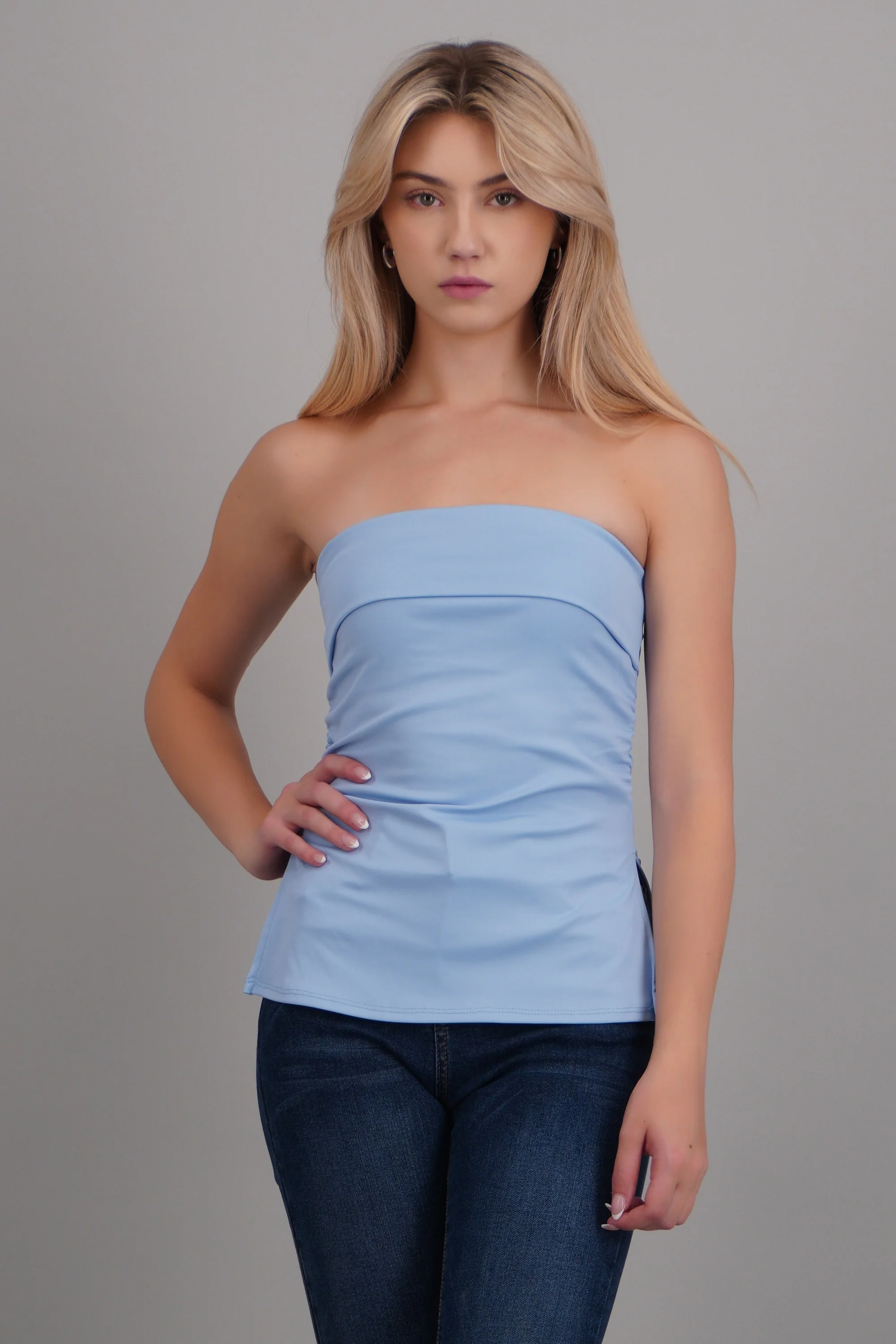 Top drapeado con aberturas - Image 2