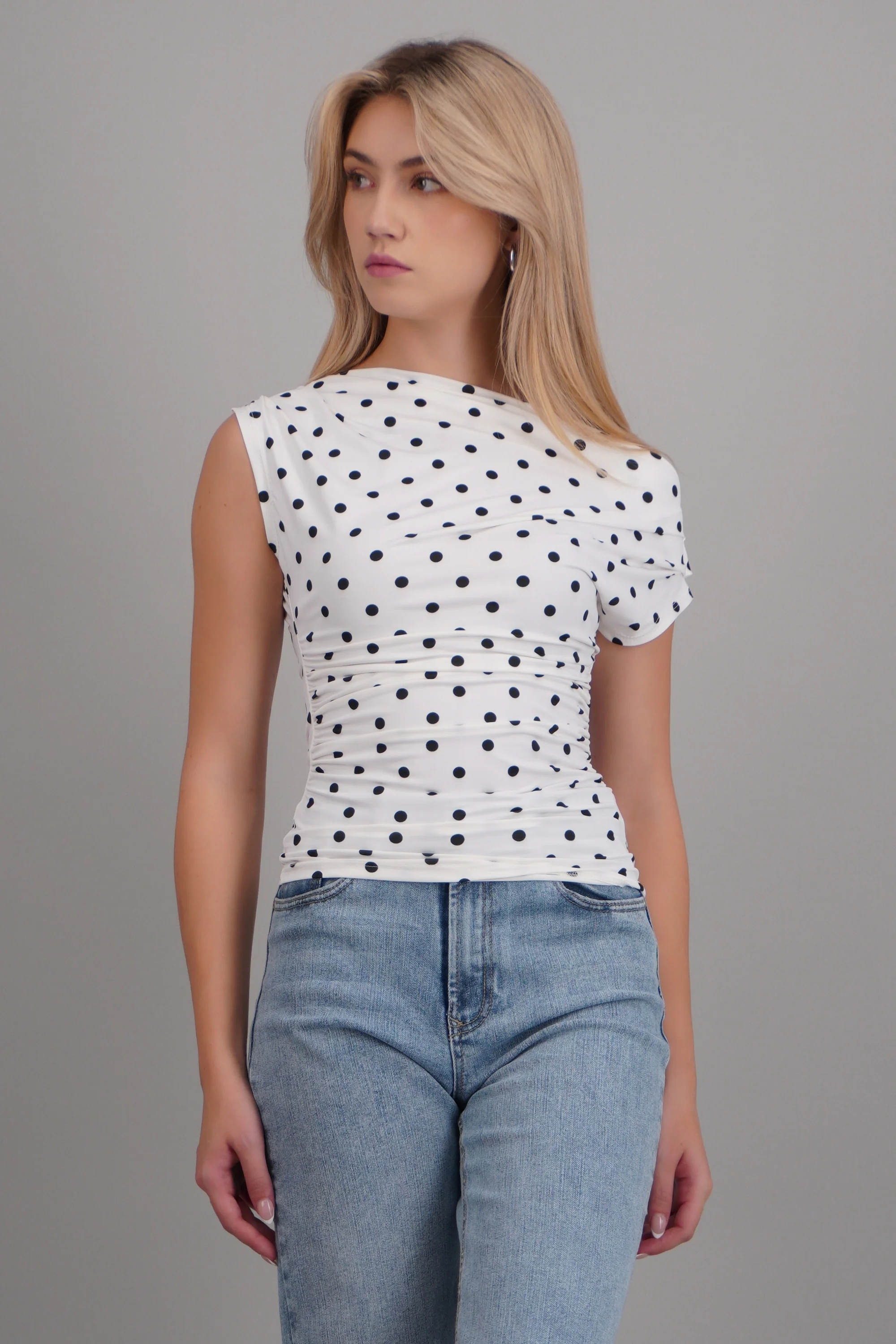 Top drapedado polka dots - Image 2