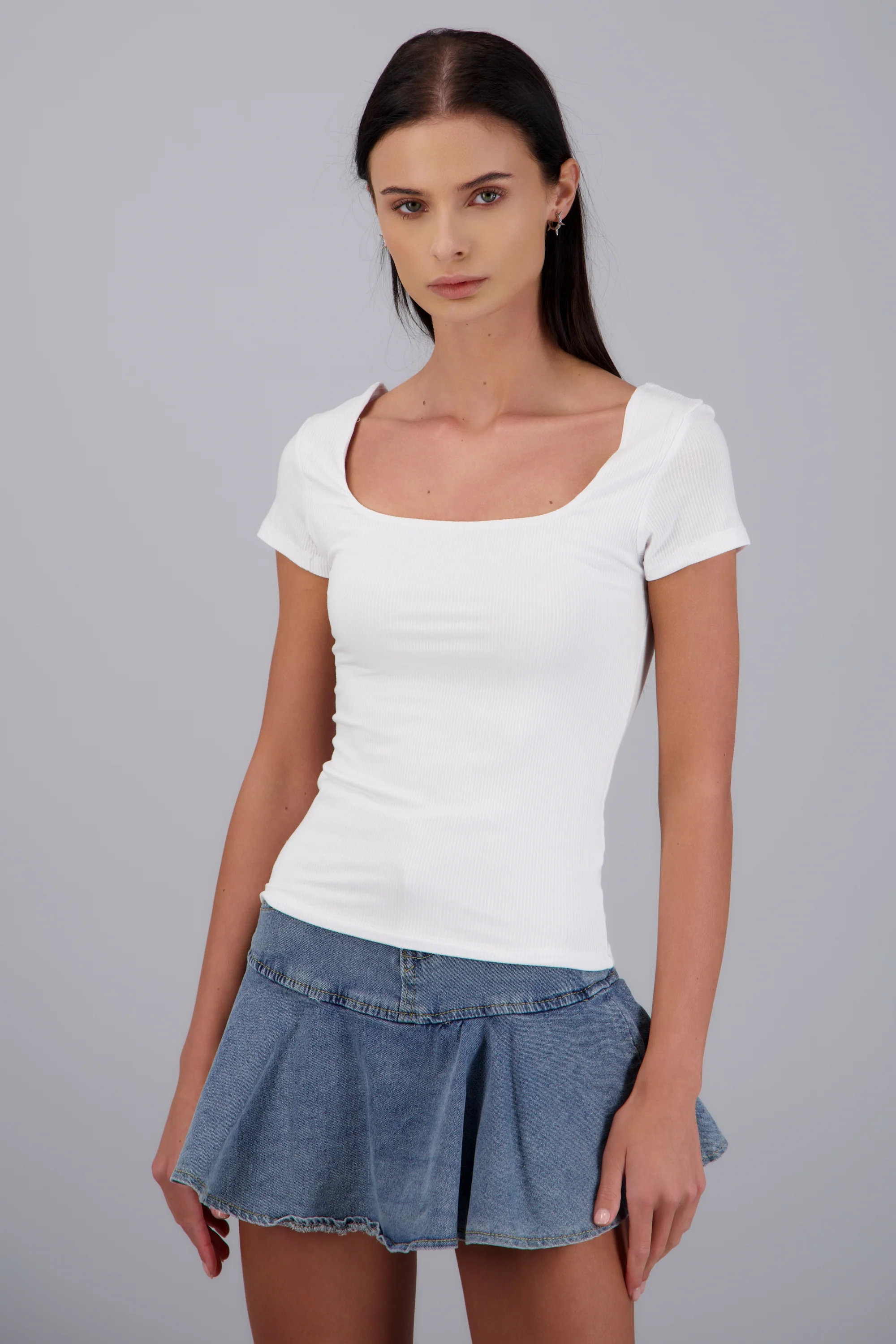 Top escote cuadrado manga corta rib