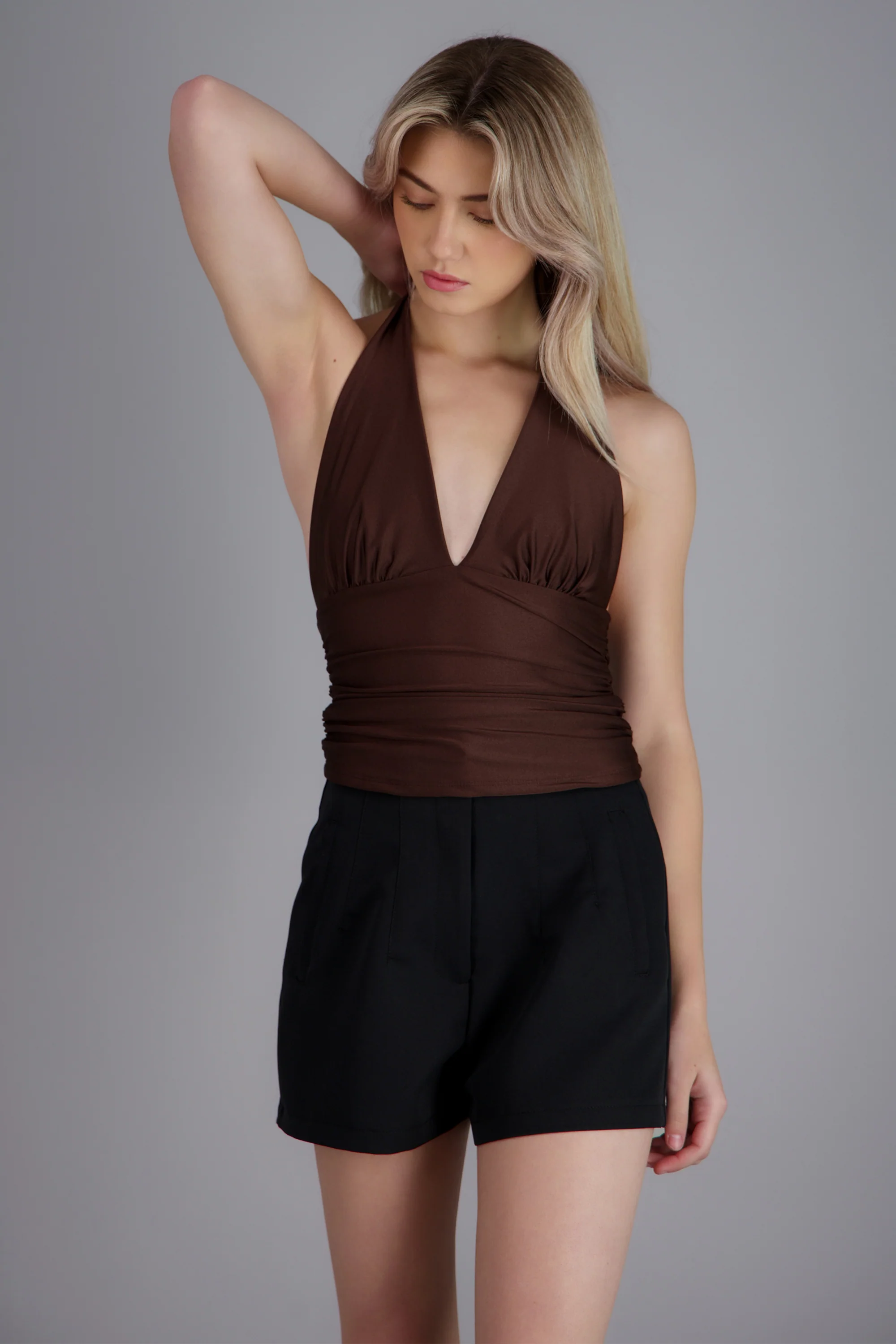 Top halter detalle pliegues - Image 5