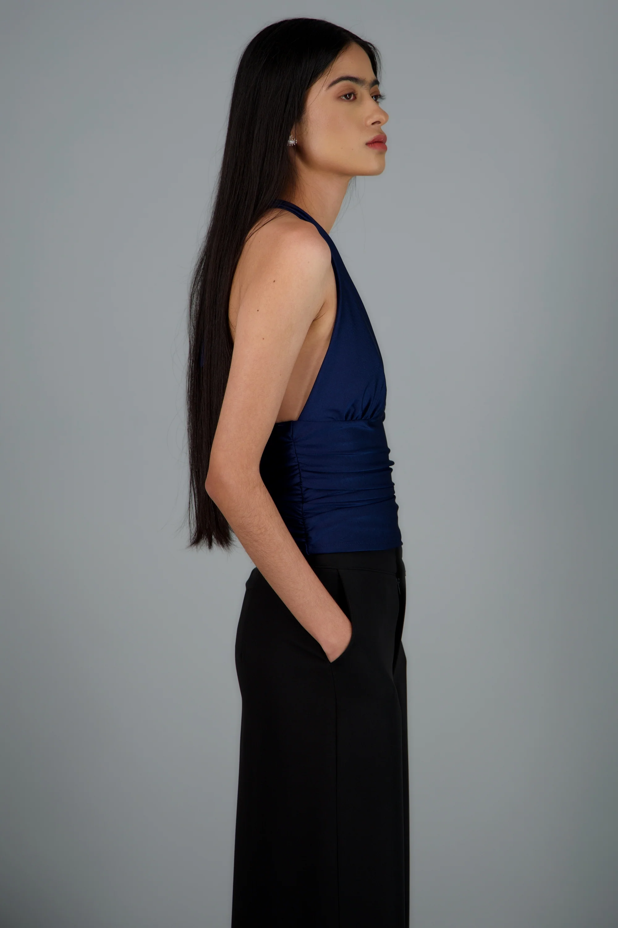 Top halter detalle pliegues - Image 3