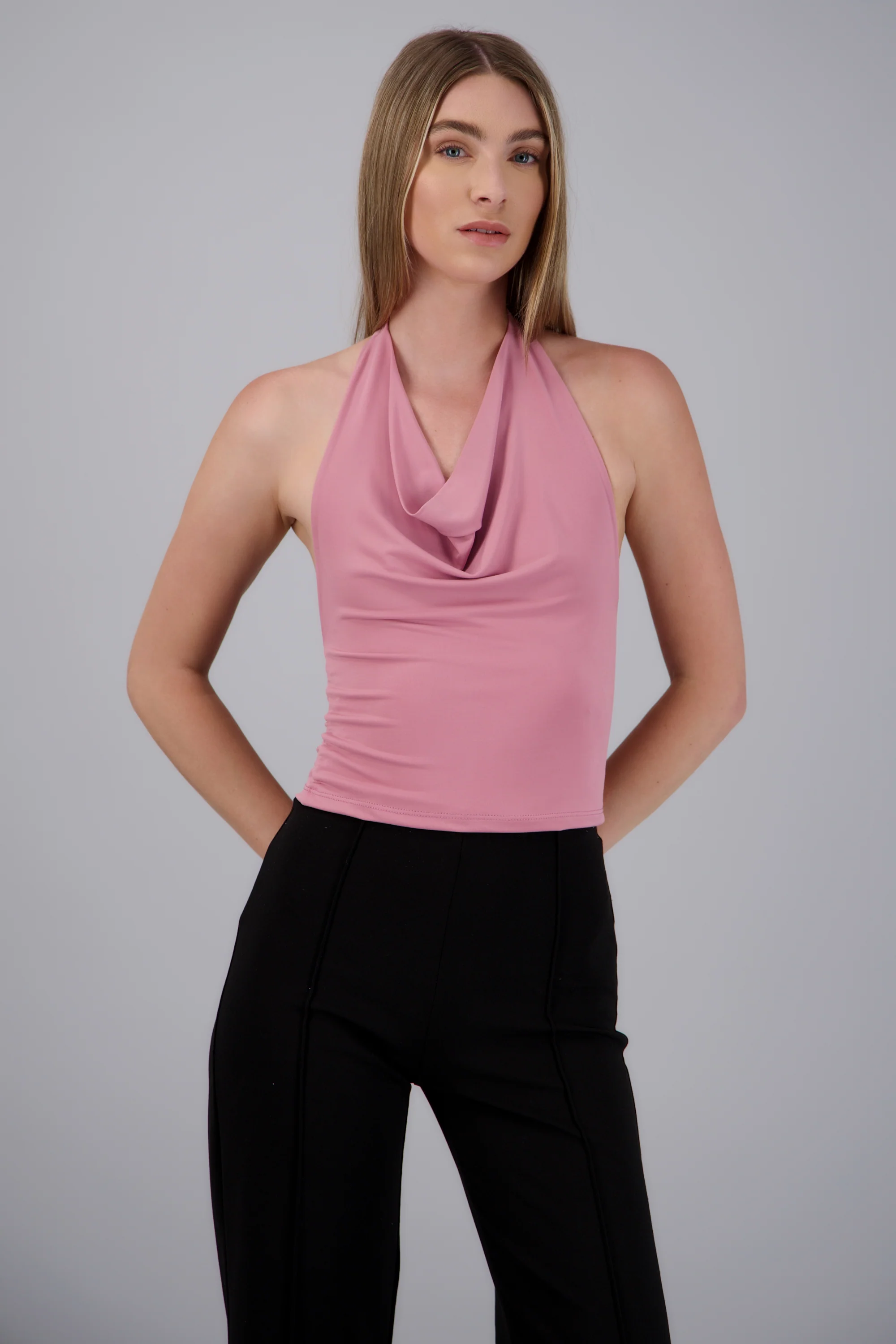 Top halter escote cascada - Image 2