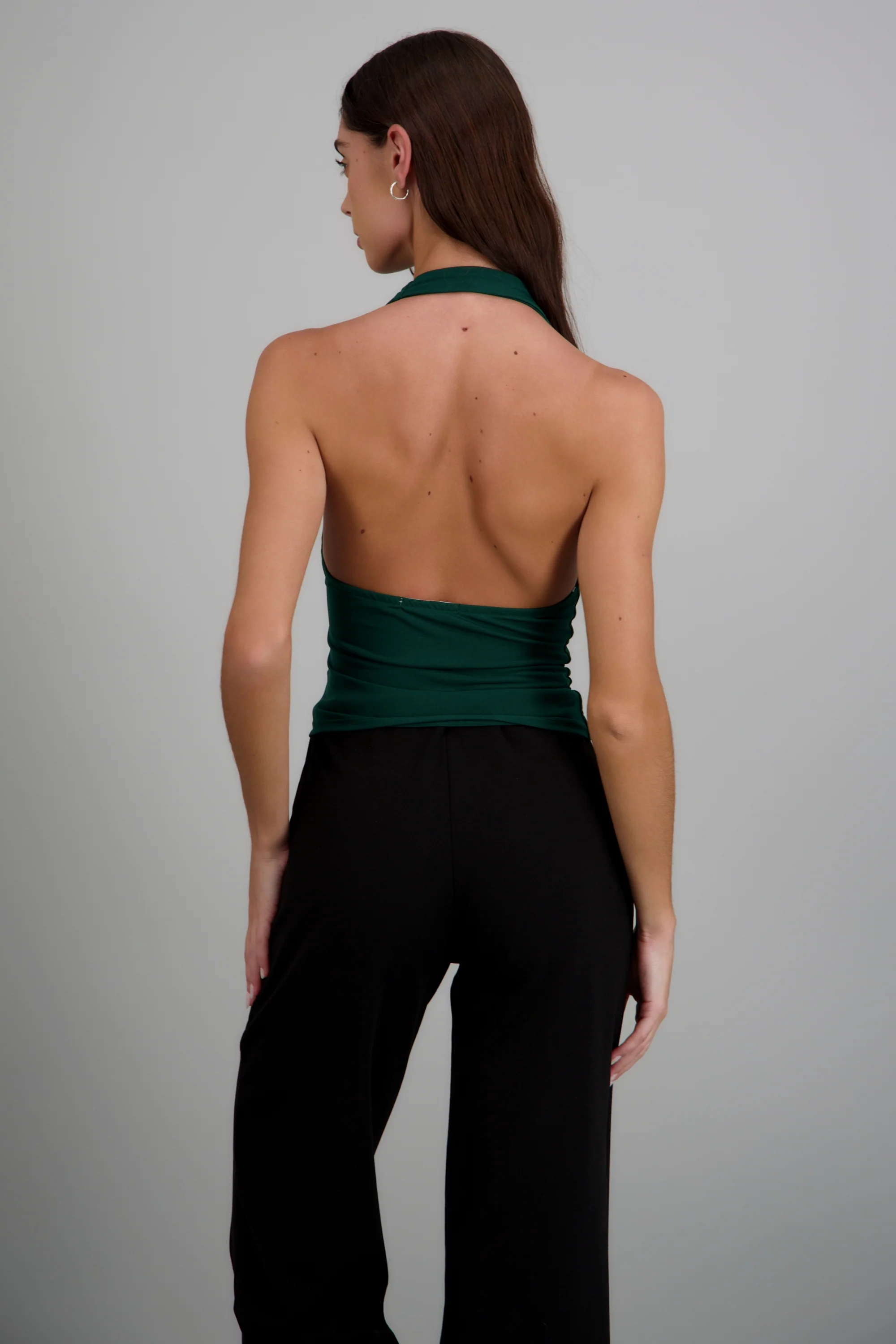 Top halter escote cascada - Image 4