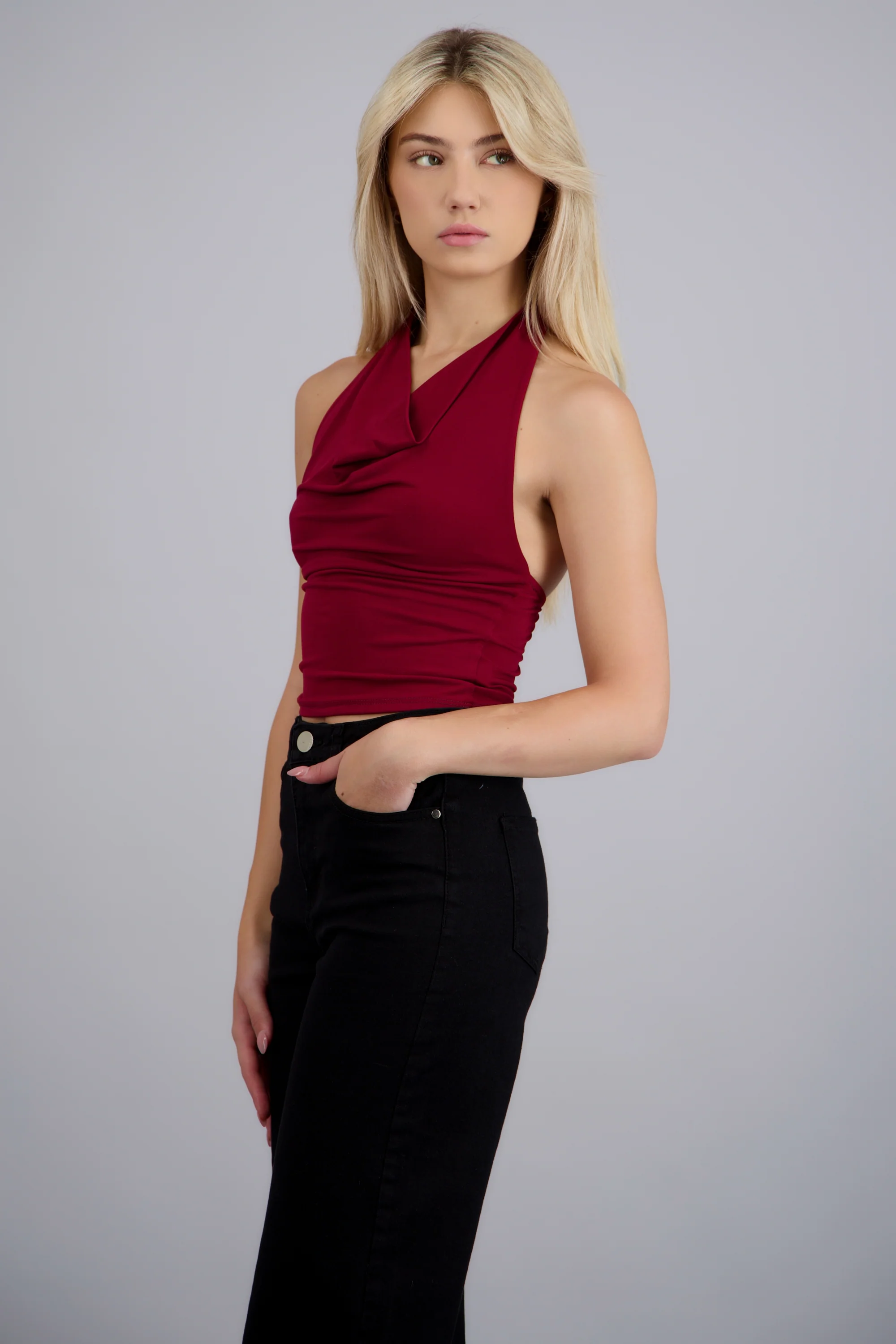 Top halter escote cascada - Image 4