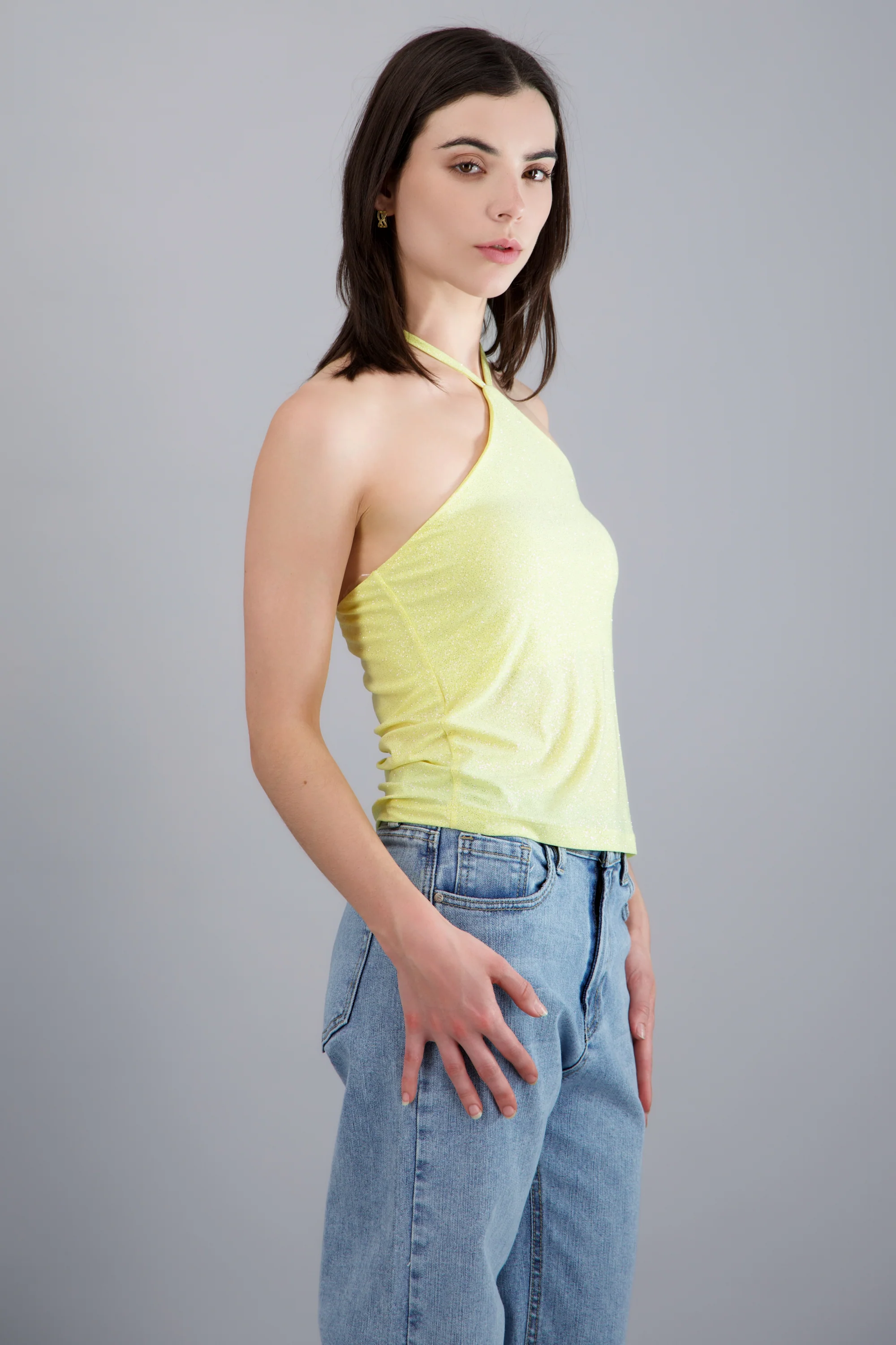 Top halter sin mangas detalle brillos