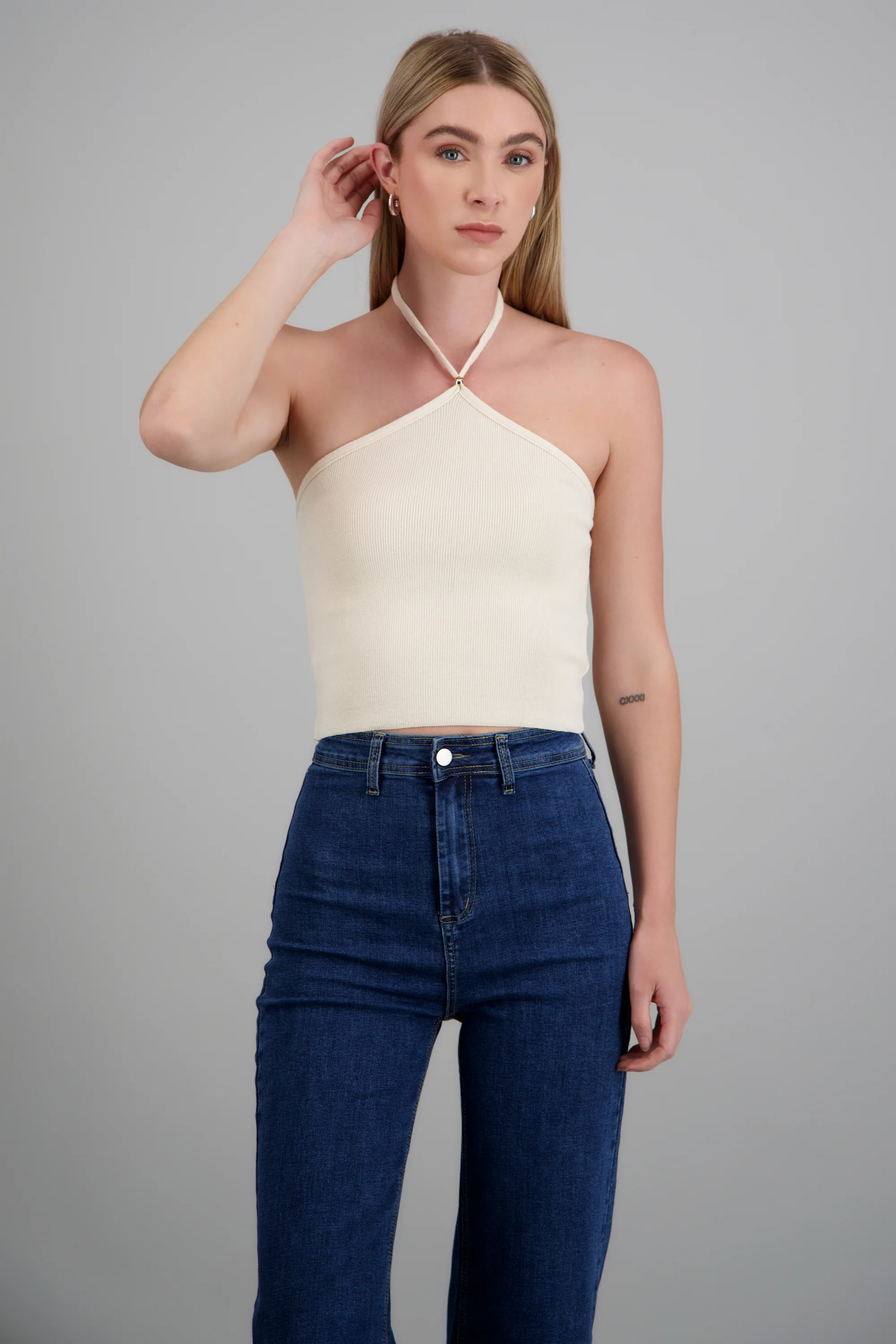 Top halter tejido detalle metálico - Image 2