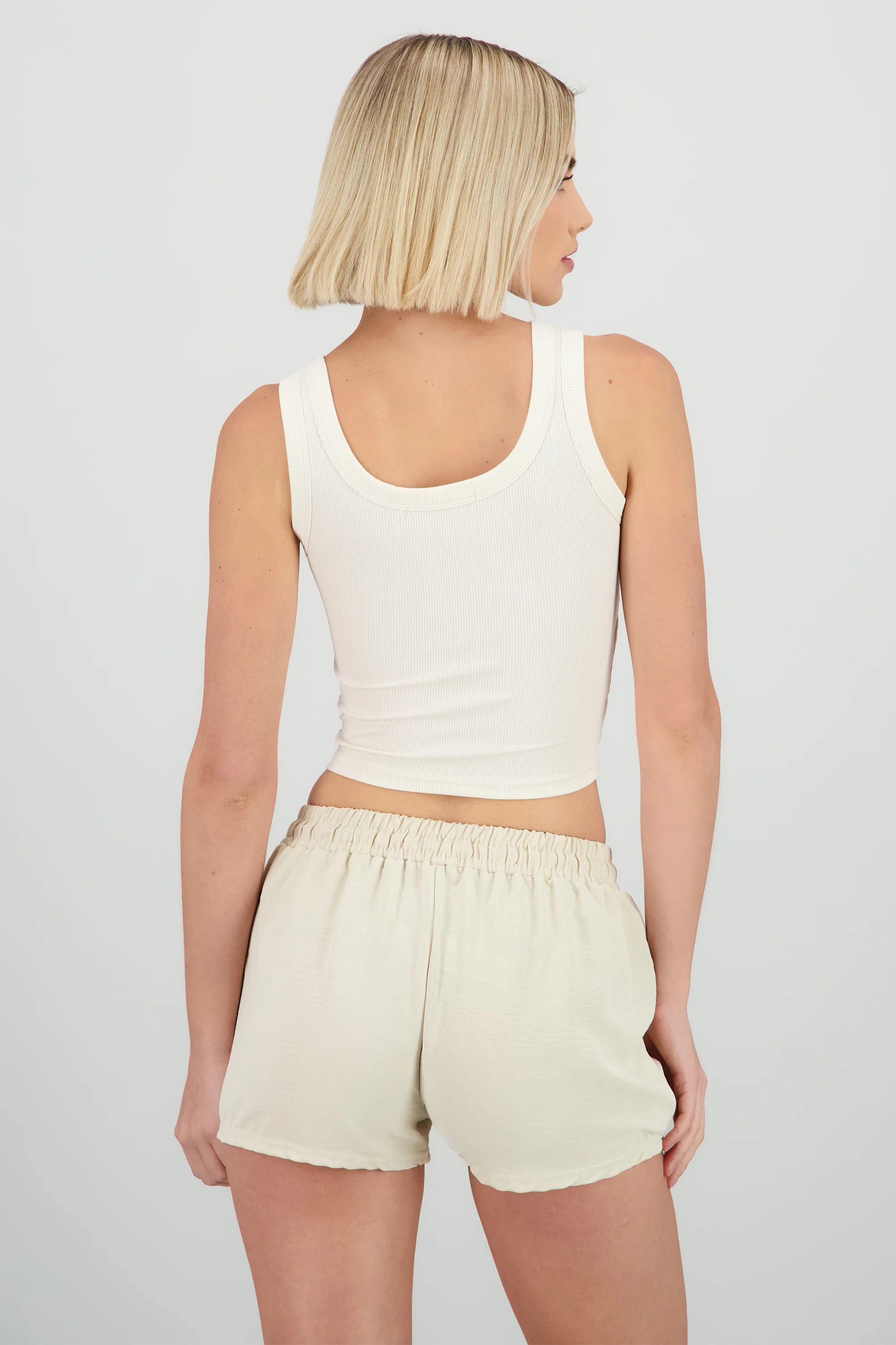 Top liso con copas - Image 4