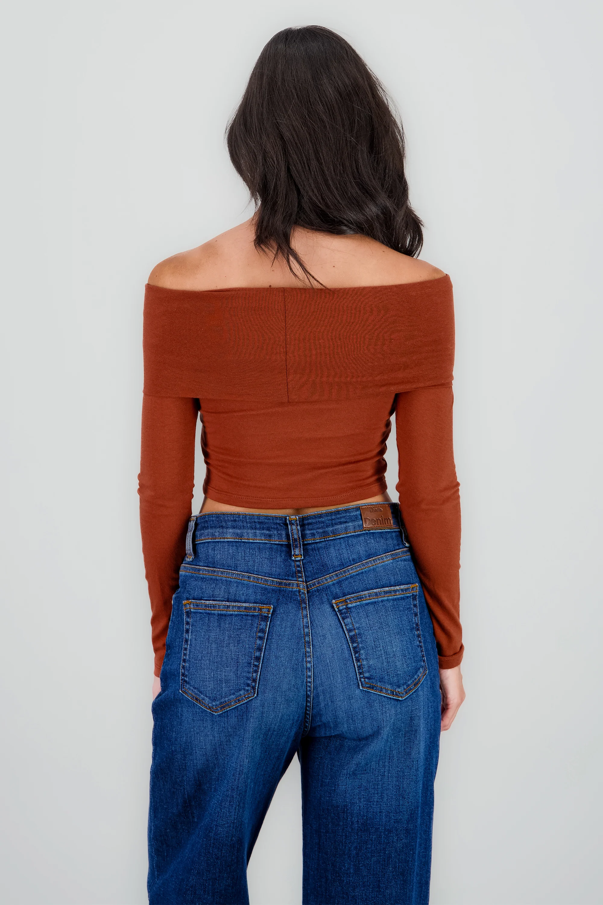 Top off shoulder liso manga larga - Image 4