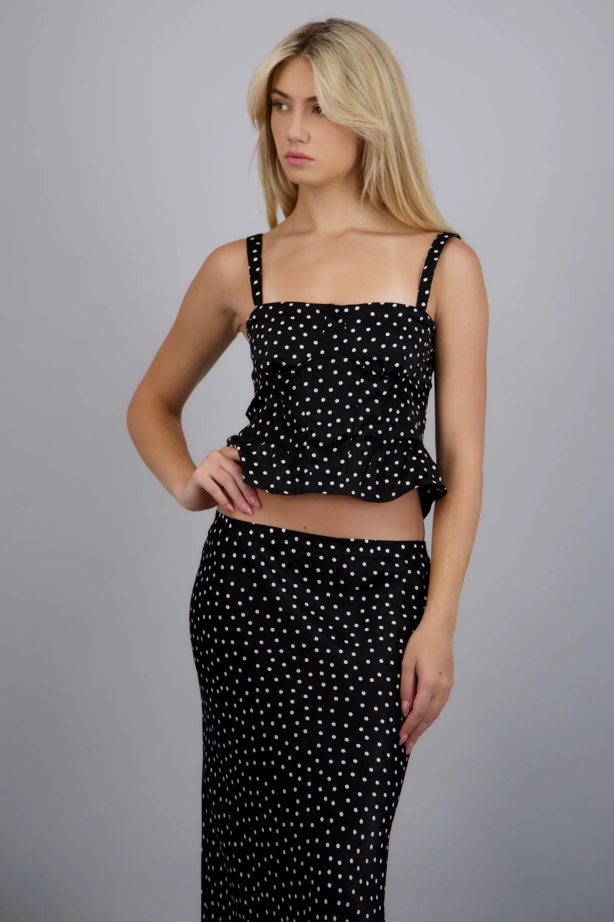 Top satinado con copas polka dots - Image 3