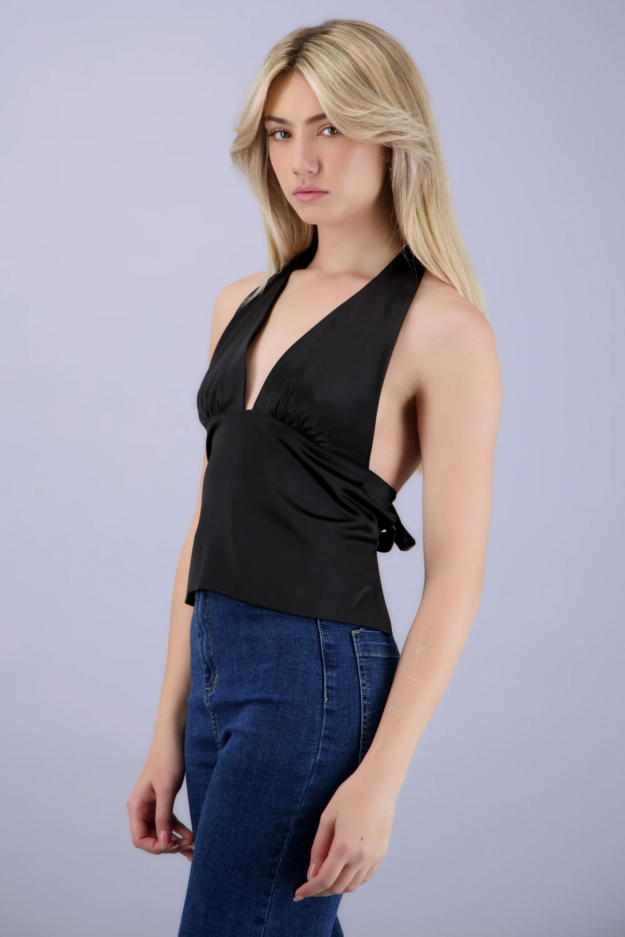 Top satinado escote espalda hypsters - Image 4