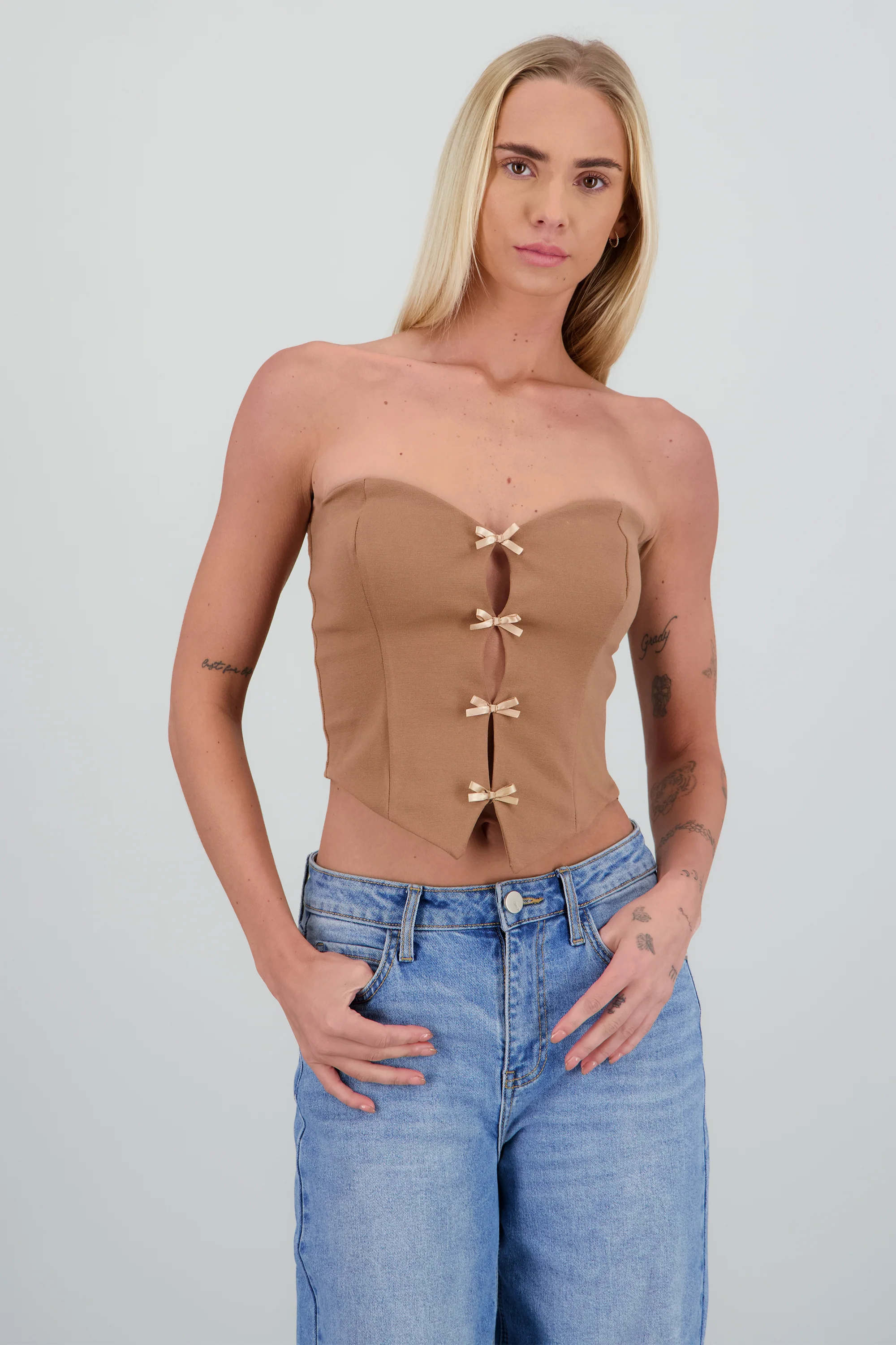 Top strapless detalle moños - Image 2