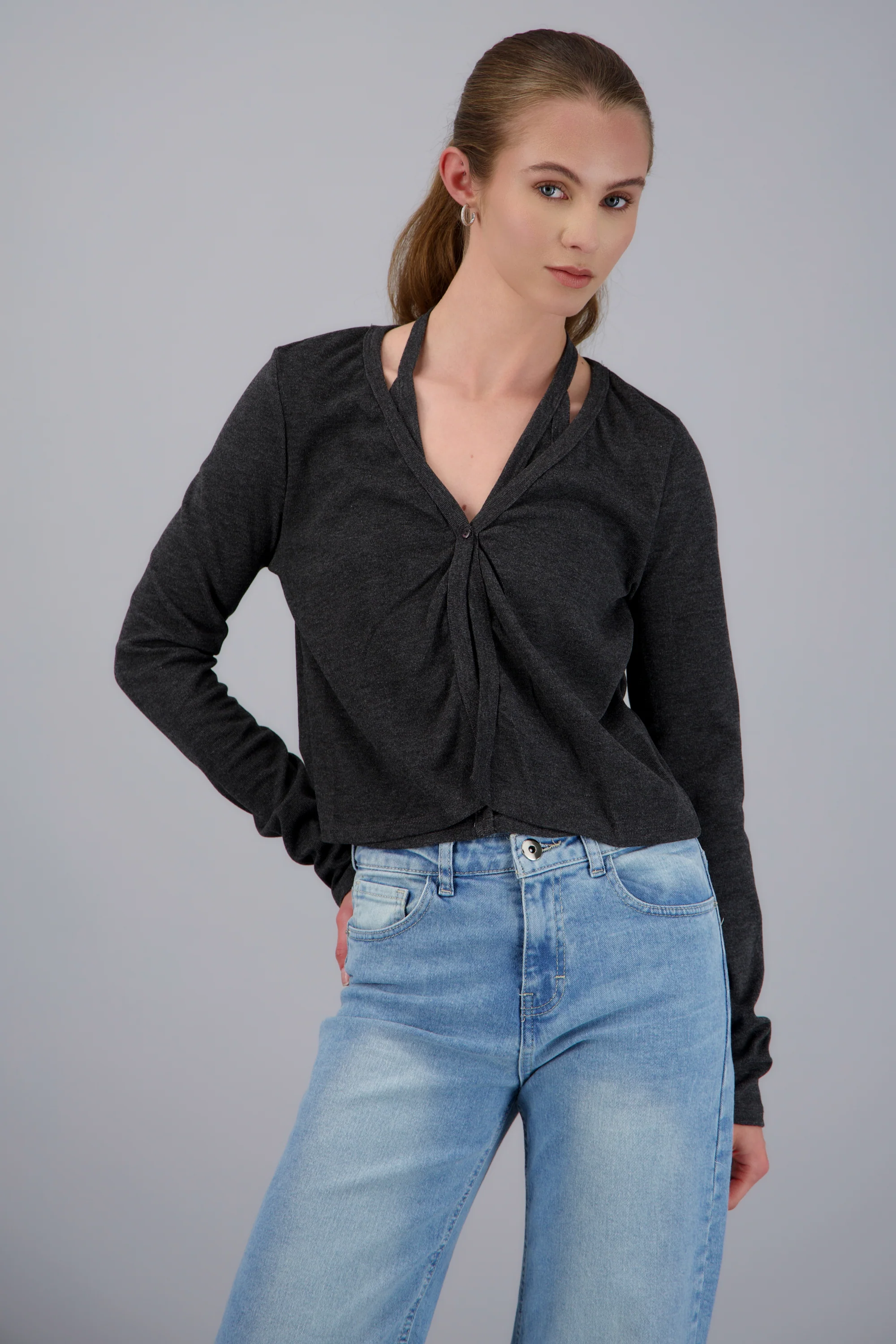 Top tejido escote v - Image 3
