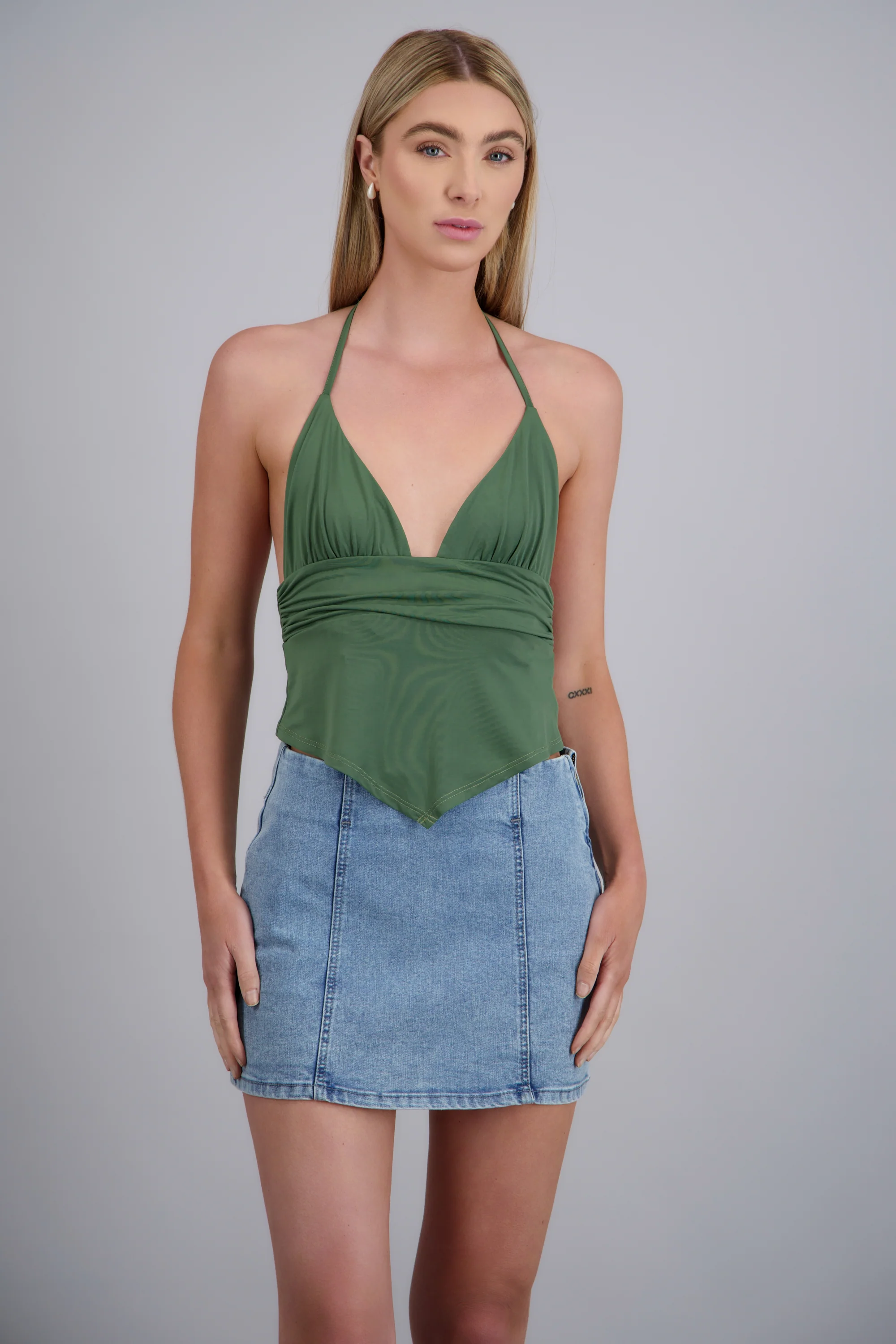 Top tirantes halter