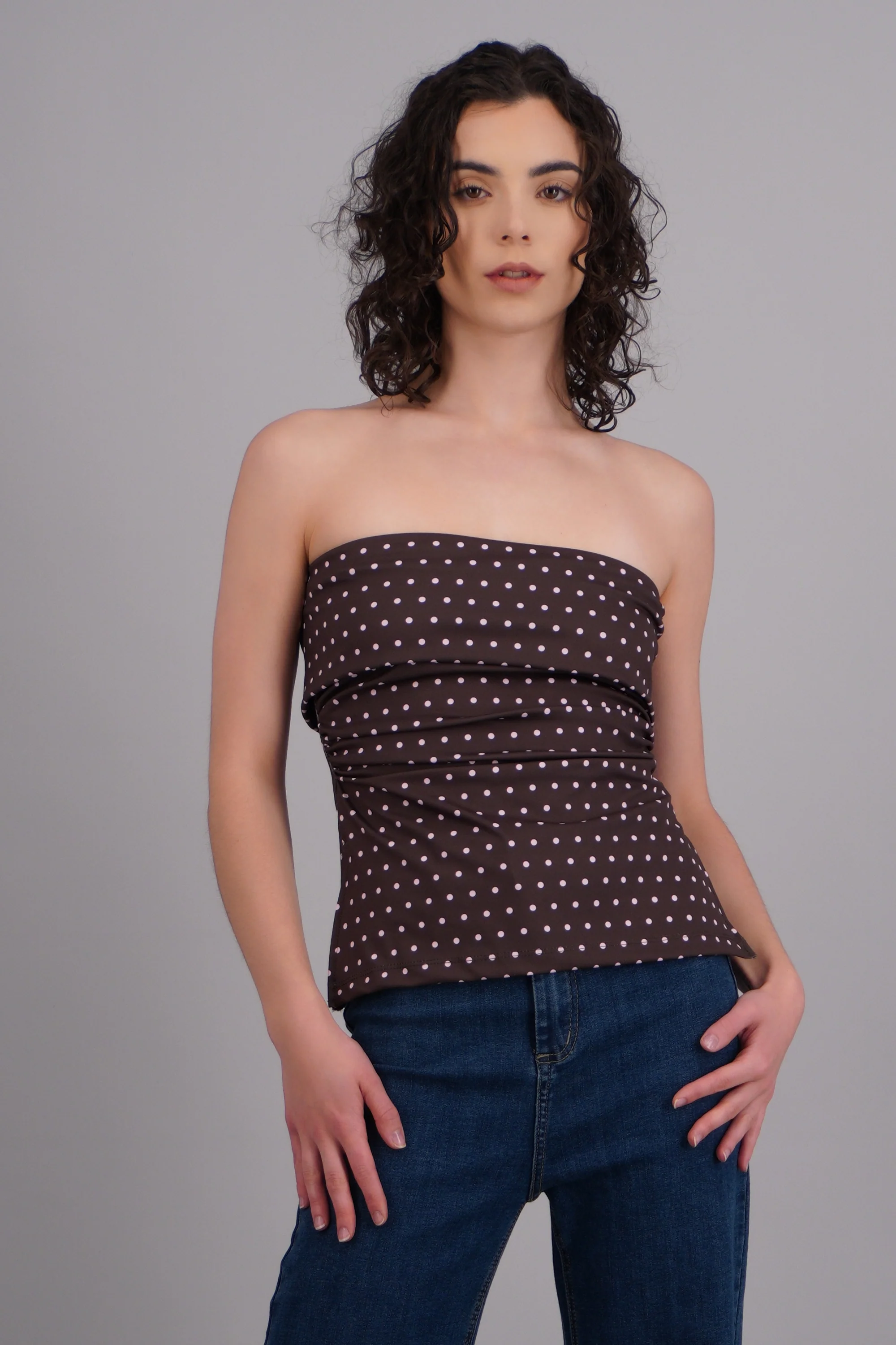 top tubo con dobles escote polka dots