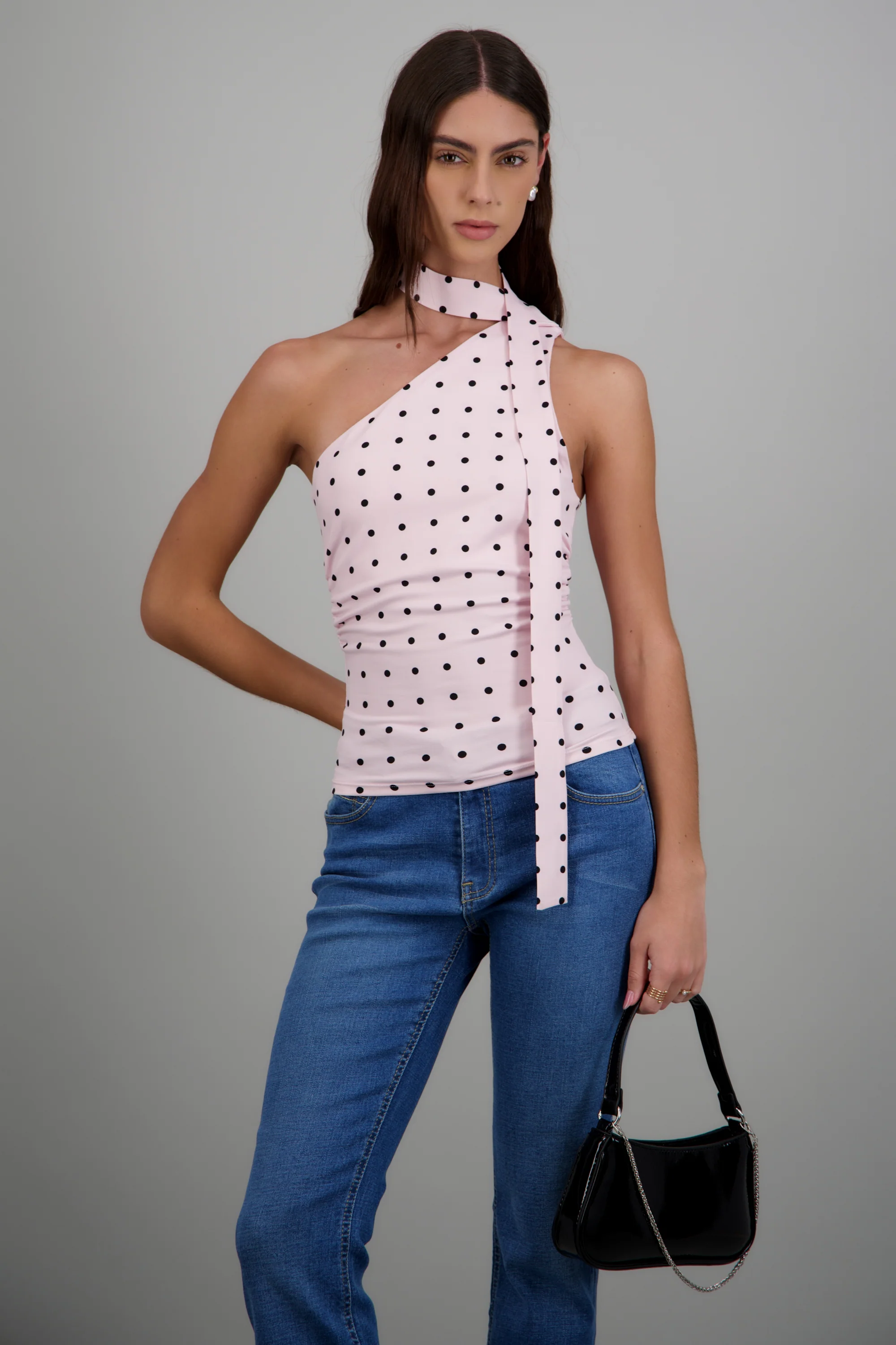 Top un hombro bufanda estampado polka