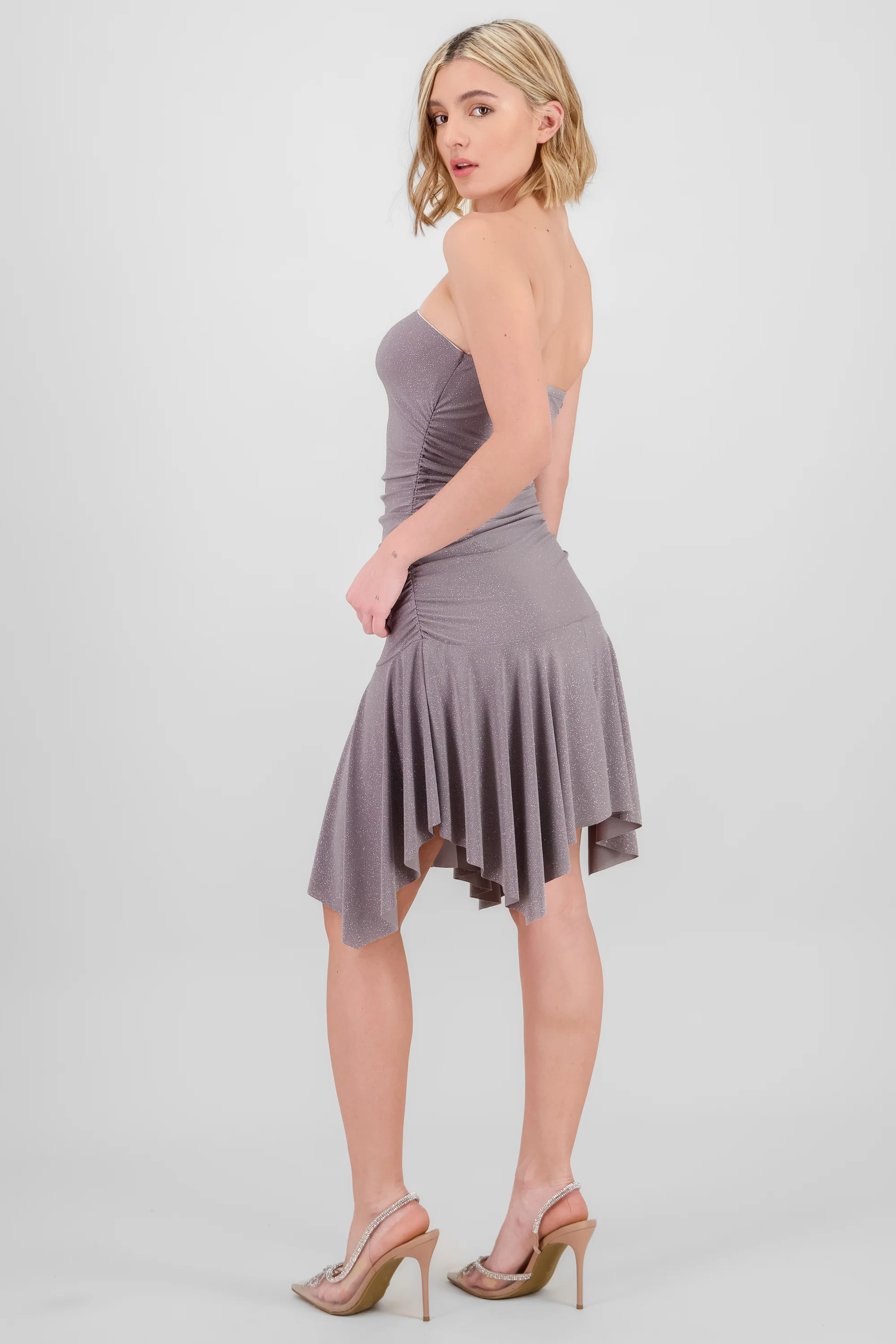 Vestido bandeau fruncido asimetrico - Image 3