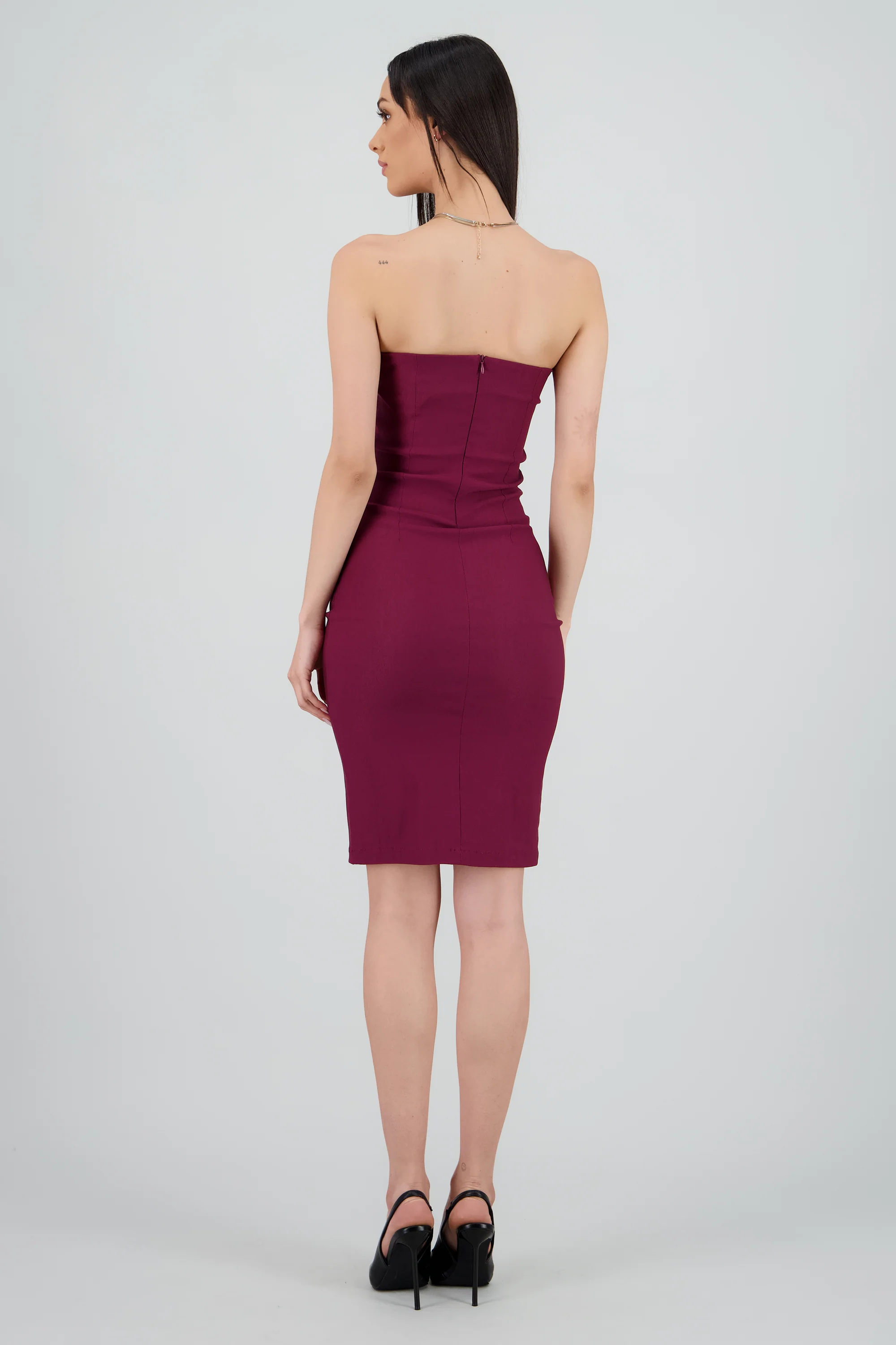 Vestido bodycon strapless con frunce - Image 4