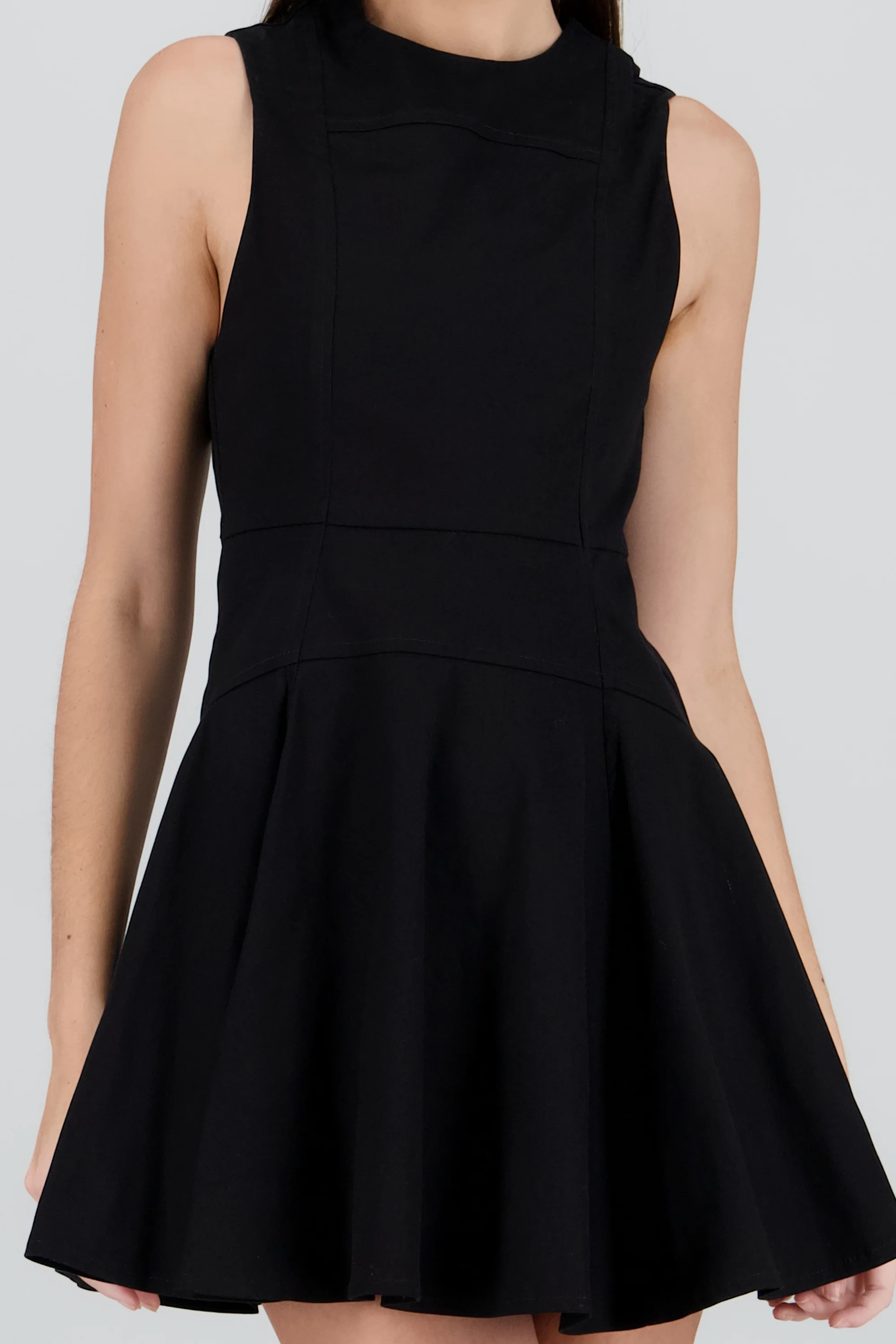 Vestido cortes - Image 5